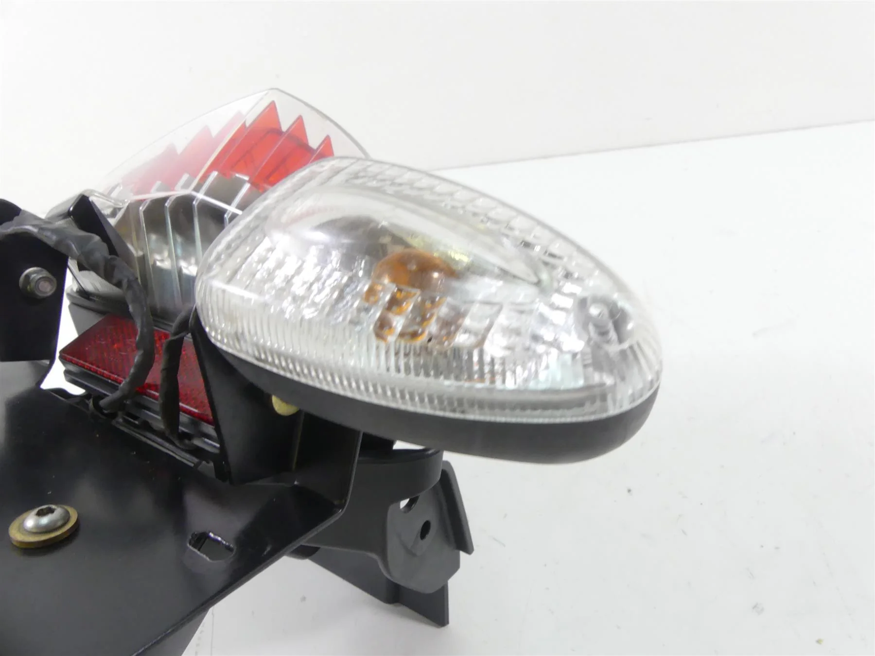 2009 BMW R1200GS K25 LED Taillight Rear Lamp + Blinker Plate Holder 63217714556 - Image 8