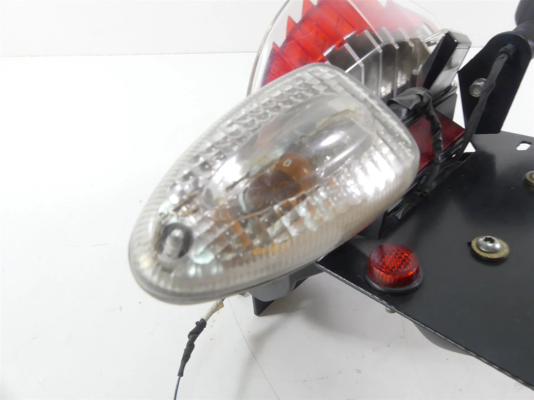 2009 BMW R1200GS K25 LED Taillight Rear Lamp + Blinker Plate Holder 63217714556 - Image 9