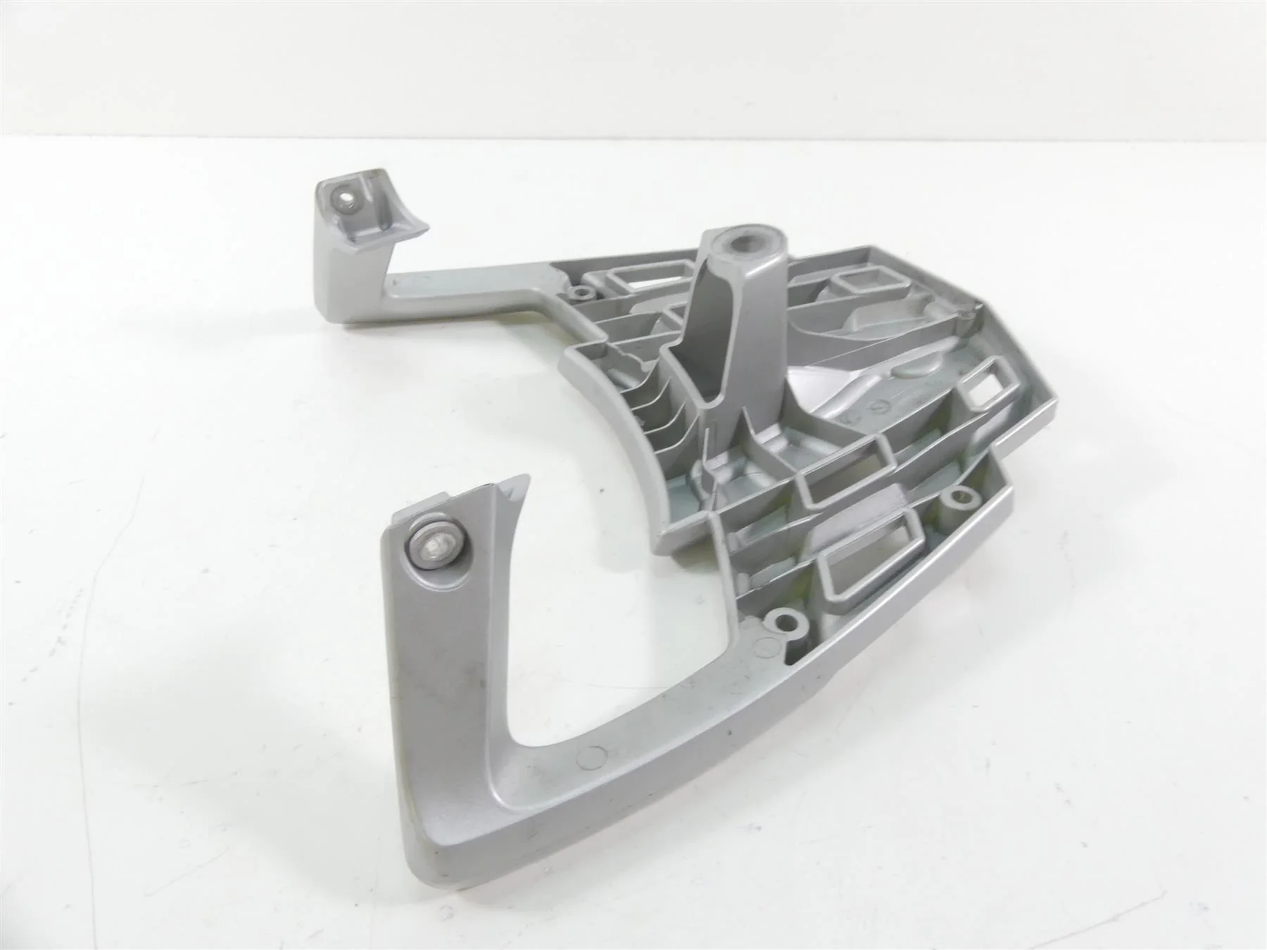 2009 BMW R1200GS K25 Rear Luggage Grid Support Bracket Rack 46547667674 - Image 7