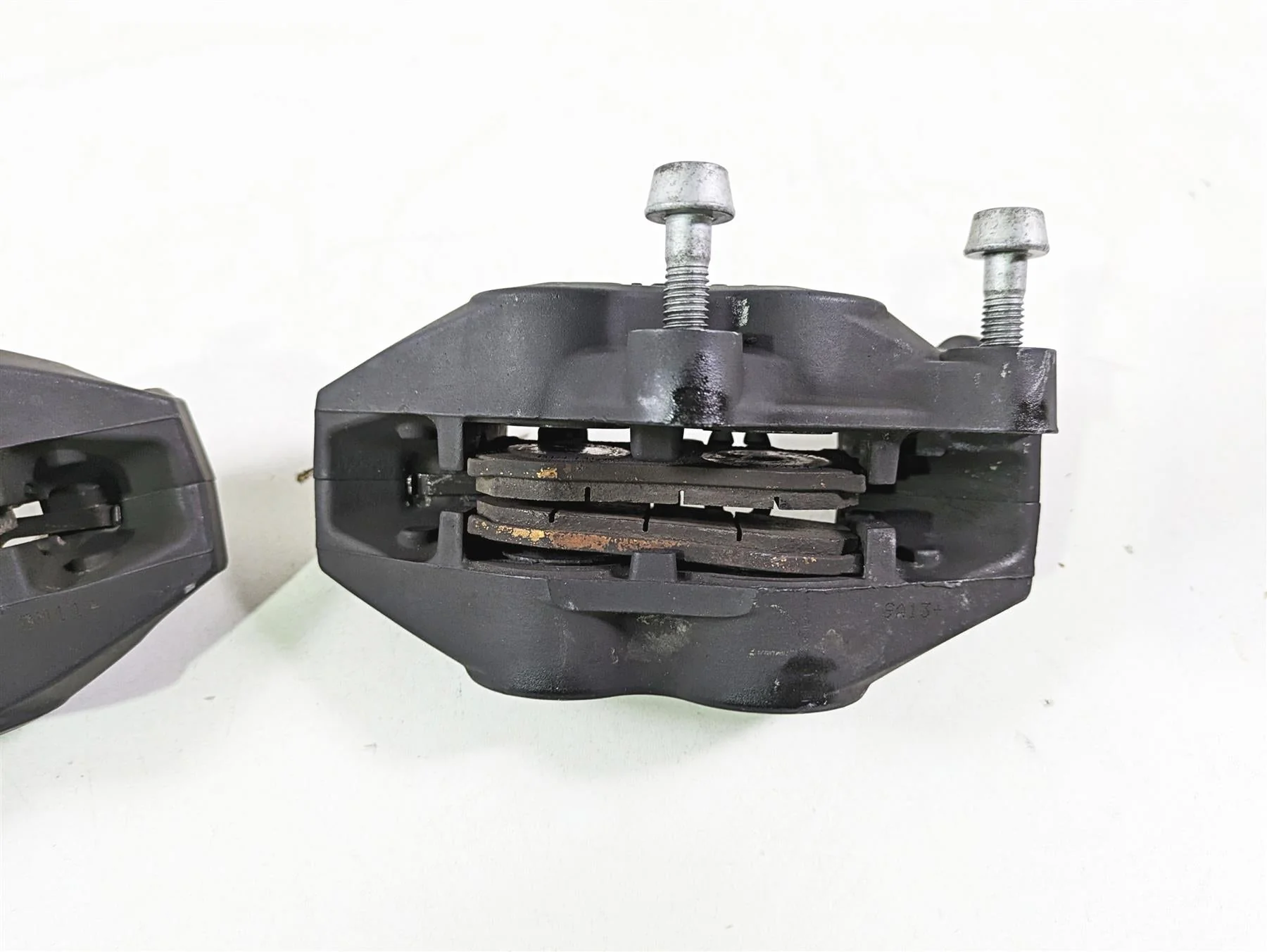 2009 BMW R1200GS K255 Adv Brembo Front Brake Caliper Set 34117711438 34117711439 - Image 10