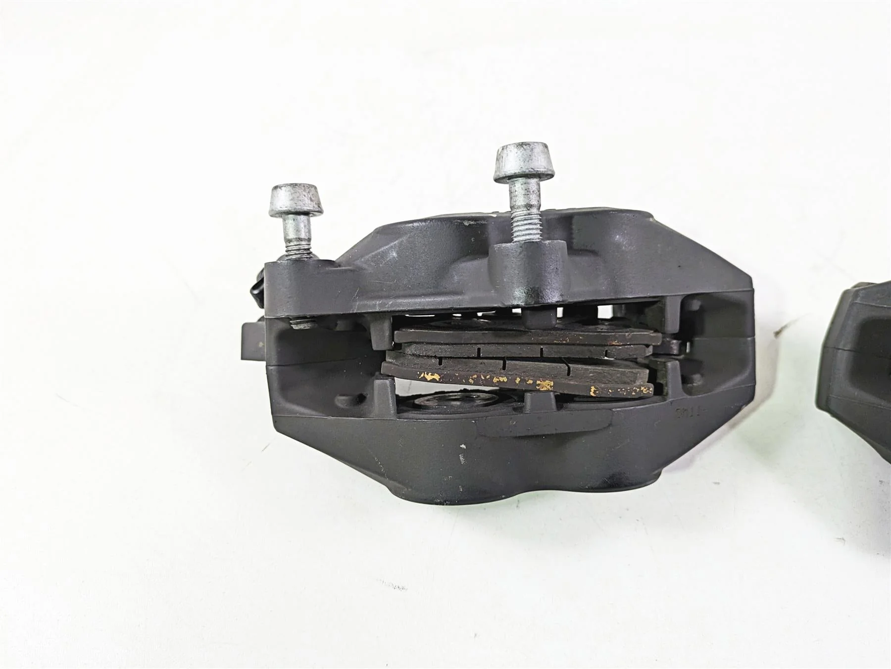 2009 BMW R1200GS K255 Adv Brembo Front Brake Caliper Set 34117711438 34117711439 - Image 11