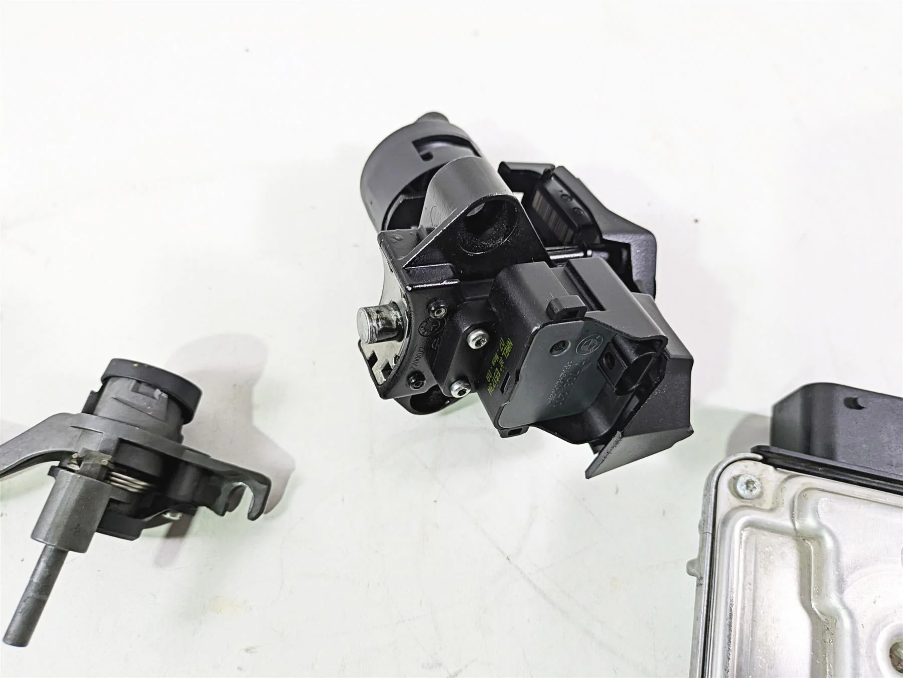2009 BMW R1200GS K255 Adv Cdi Ignition Switch Key Locks Set -Read 13618521661 - Image 12