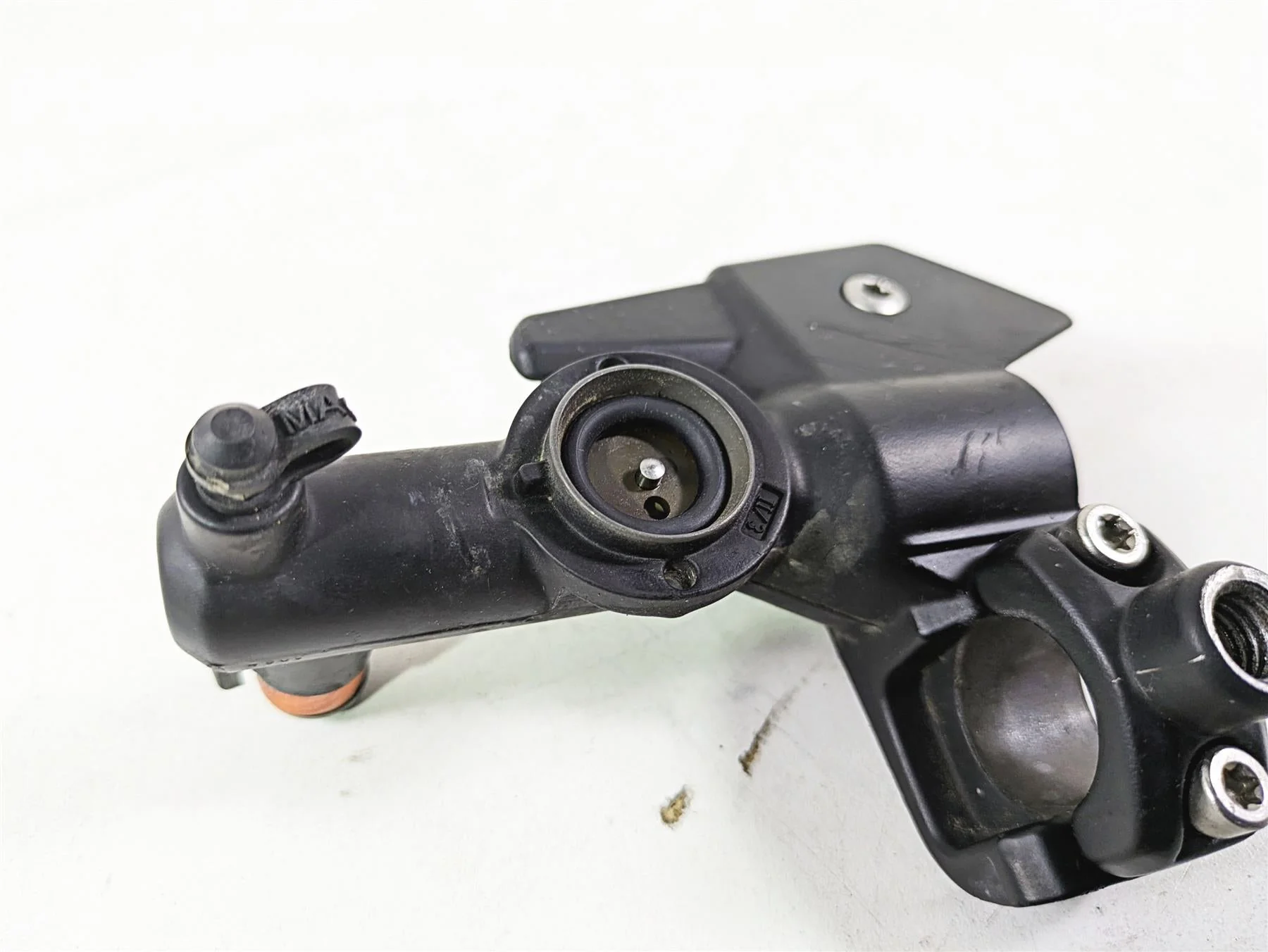 2009 BMW R1200GS K255 Adv Front Brake Master Cylinder - Abs 32728530056 - Image 6