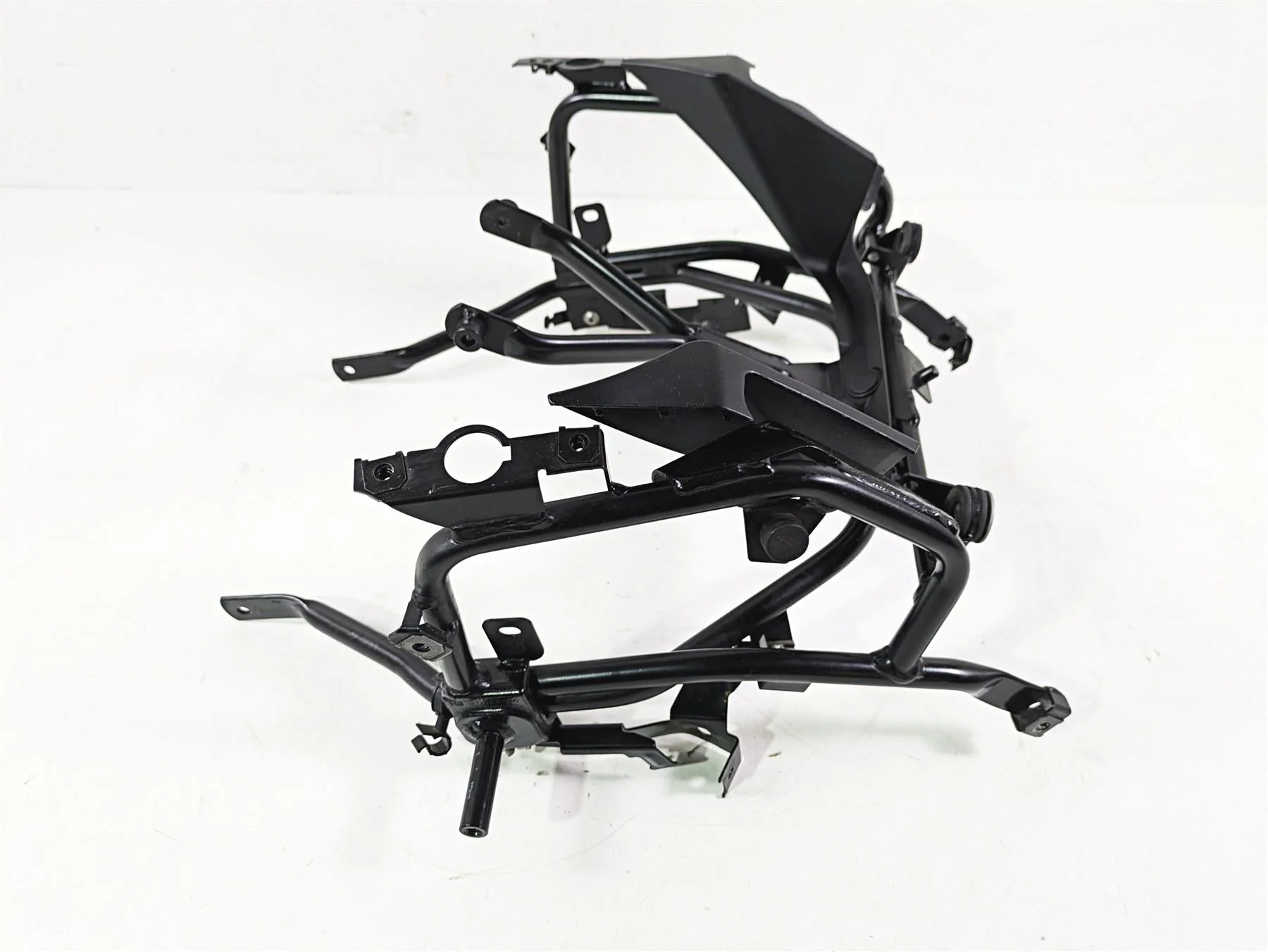 2009 BMW R1200GS K255 Adv Front Fairing Bracket Stay Holder 46637701558 - Image 12