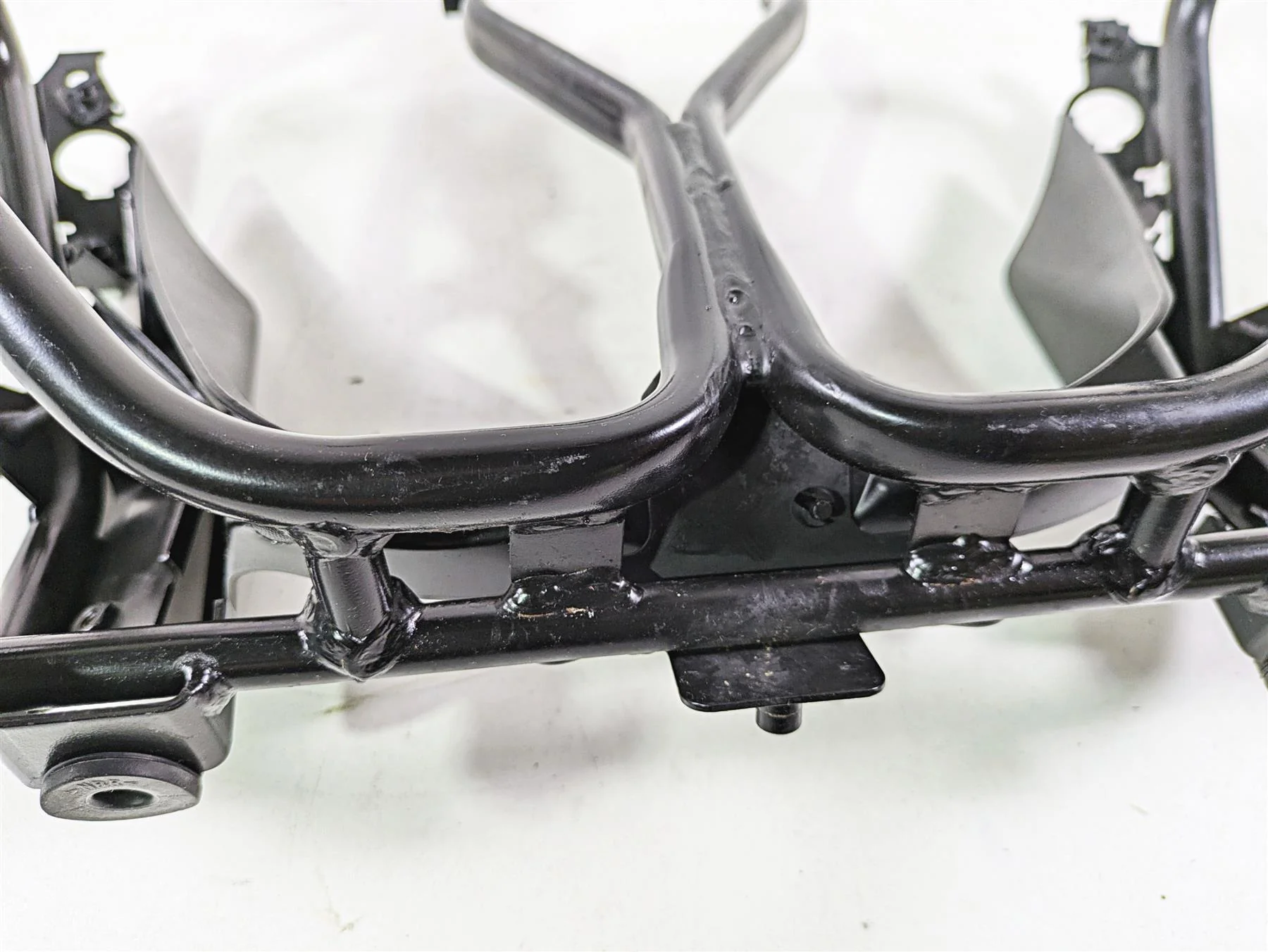 2009 BMW R1200GS K255 Adv Front Fairing Bracket Stay Holder 46637701558 - Image 8