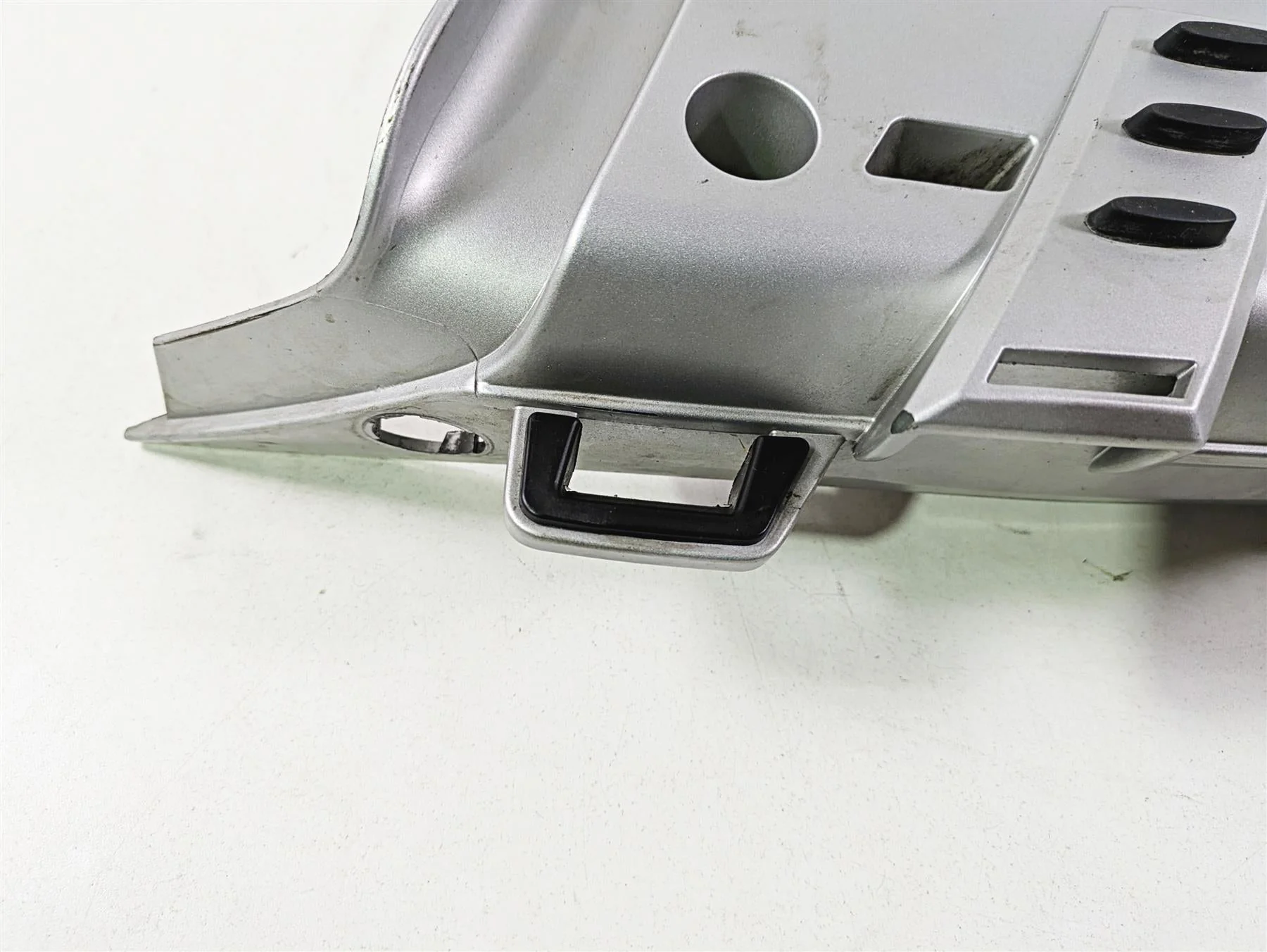 2009 BMW R1200GS K255 Adv Rear Luggage Rack Carrier 46547698454 - Image 9