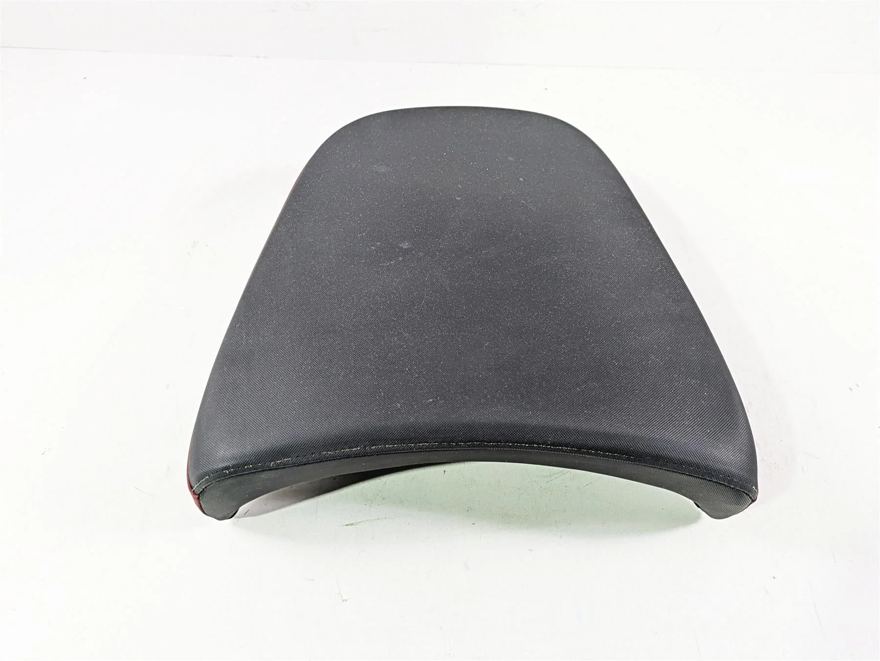 2009 BMW R1200GS K255 Adv Rear Seat Saddle Black Red Magmarot 52537667726 - Image 4