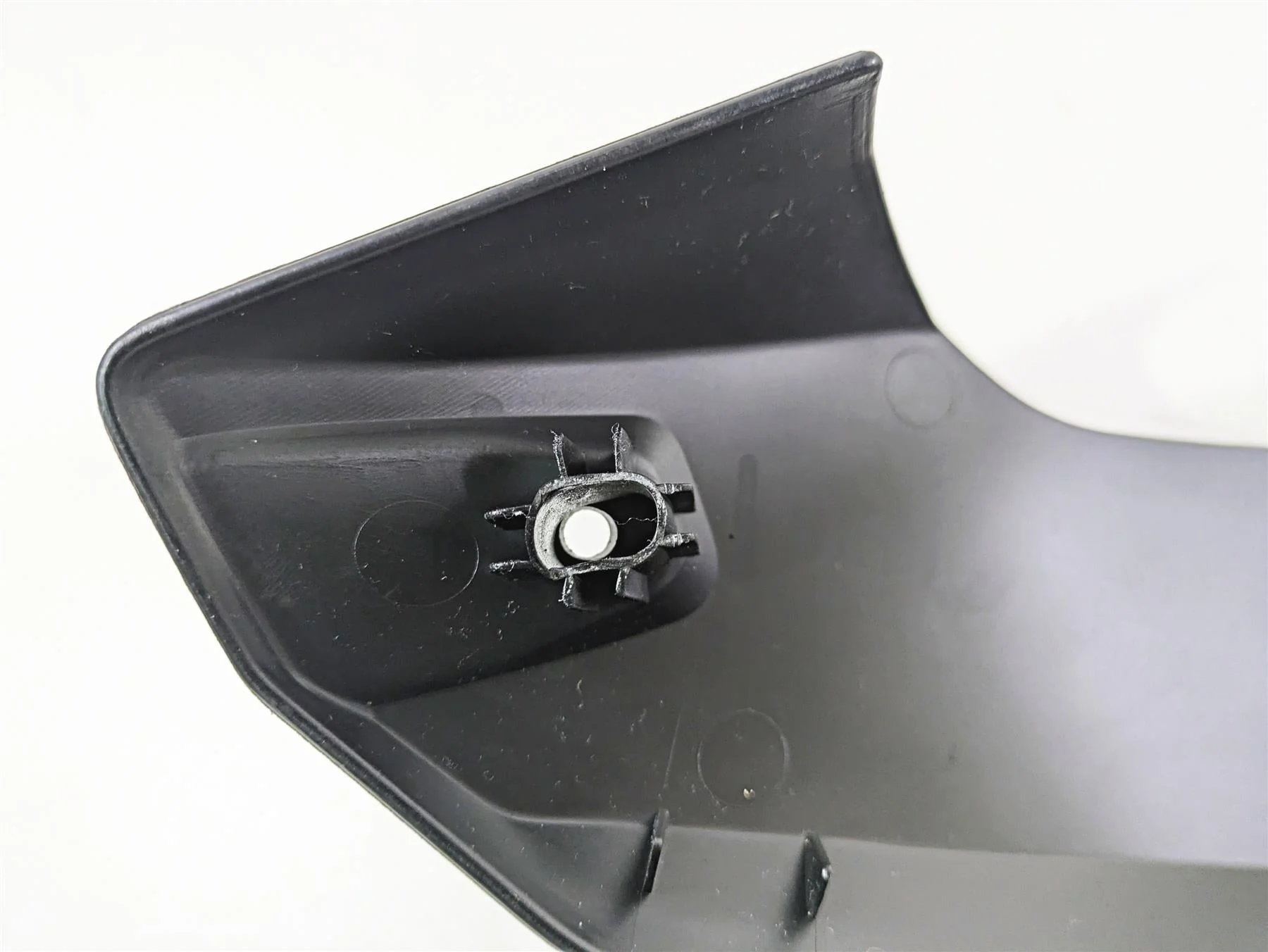 2009 BMW R1200GS K255 Adv Right Side Fuel Tank Cover & Emblem 46637706288 - Image 11