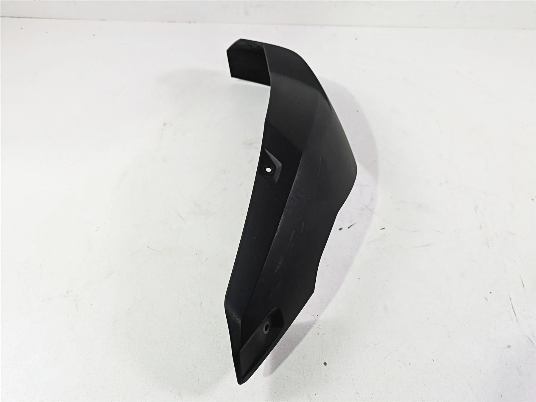 2009 BMW R1200GS K255 Adv Right Side Fuel Tank Cover & Emblem 46637706288 - Image 4