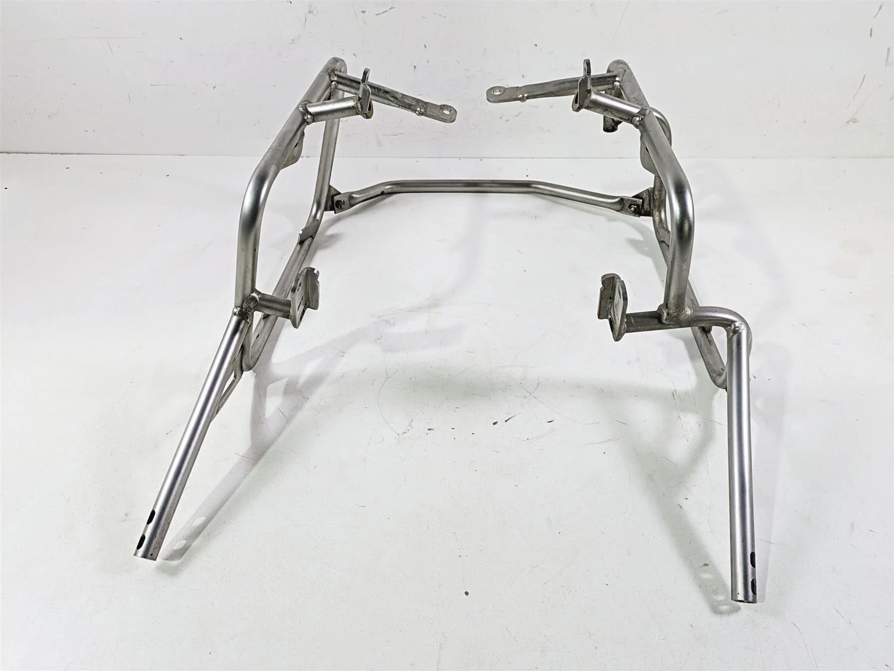 2009 BMW R1200GS K255 Adv Saddlebag Rack Holder Set 46547699875 46547699876 - Image 6