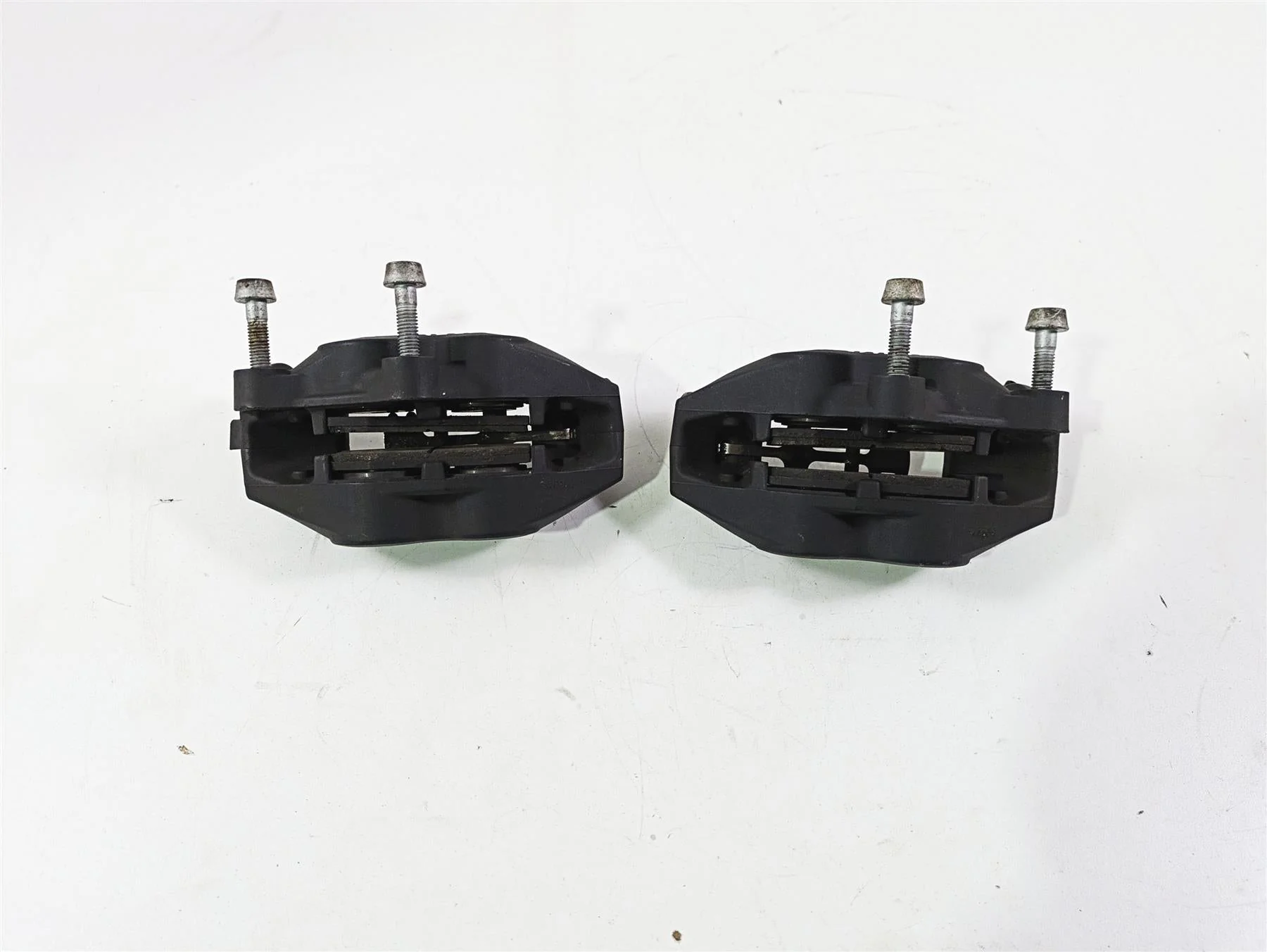 2009 BMW R1200RT K26 Brembo Front Brake Caliper Set 34117711438 34117711439 - Image 10