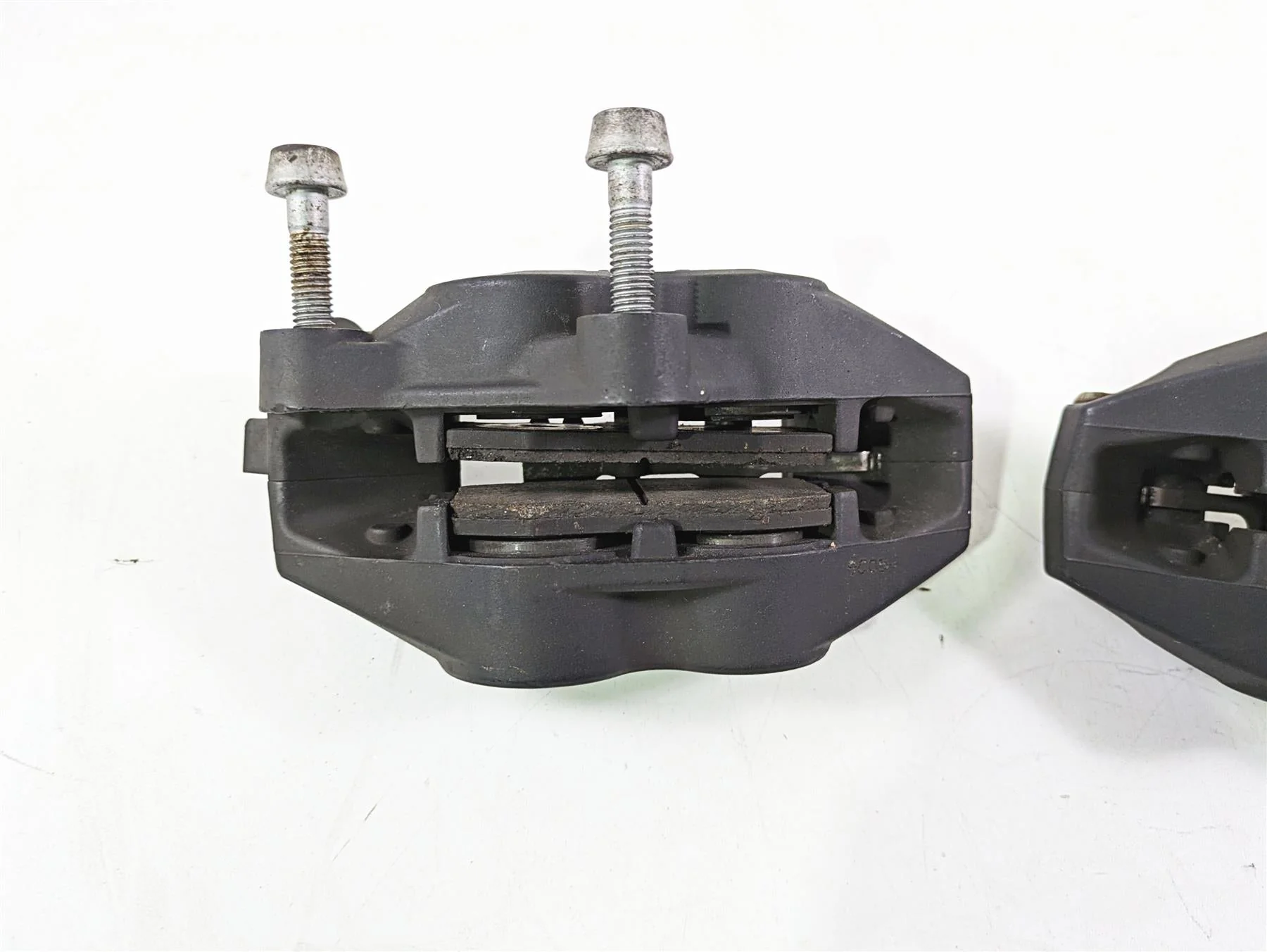 2009 BMW R1200RT K26 Brembo Front Brake Caliper Set 34117711438 34117711439 - Image 12