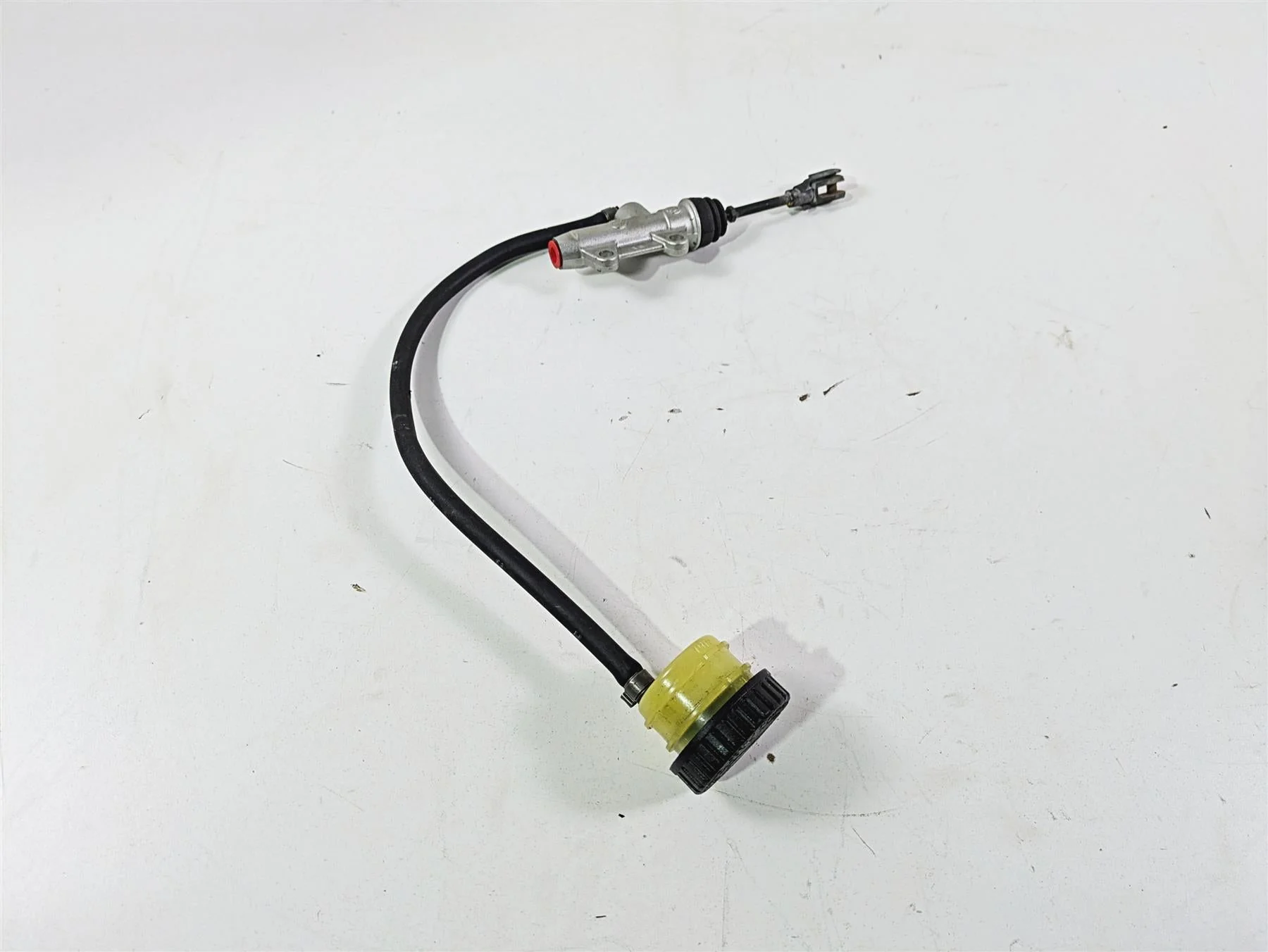 2009 BMW R1200RT K26 Brembo Rear Brake Master Cylinder 34317705580 - Image 4