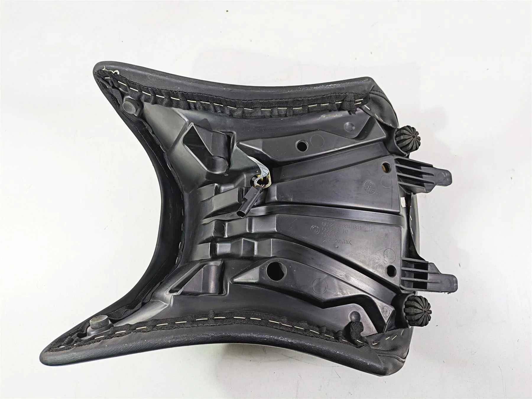 2009 BMW R1200RT K26 Heated Low Front Rider Seat Saddle 52537683648 - Image 2