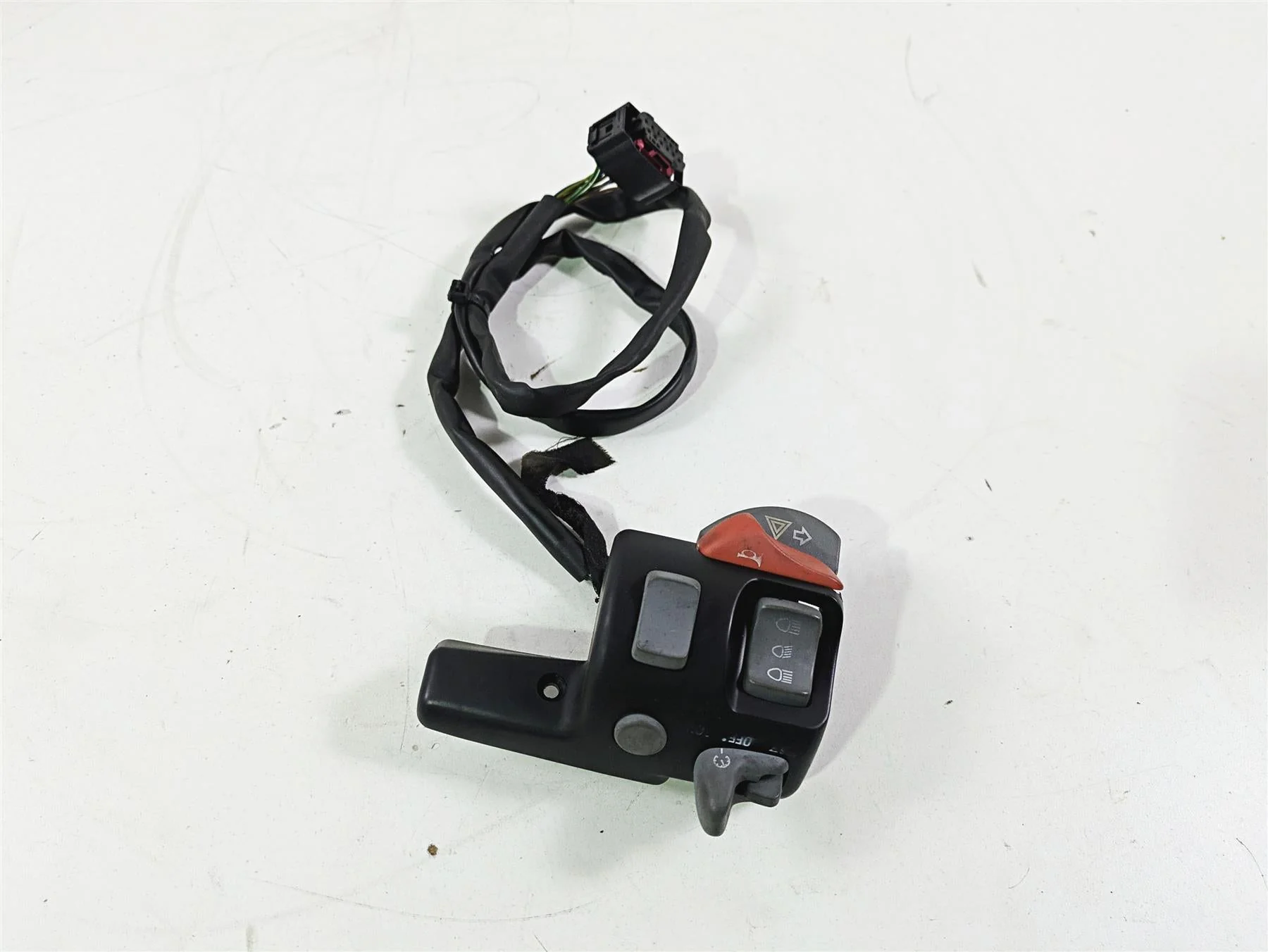 2009 BMW R1200RT K26 Left Hand Cruise Control Switch 61317708335 - Image 3