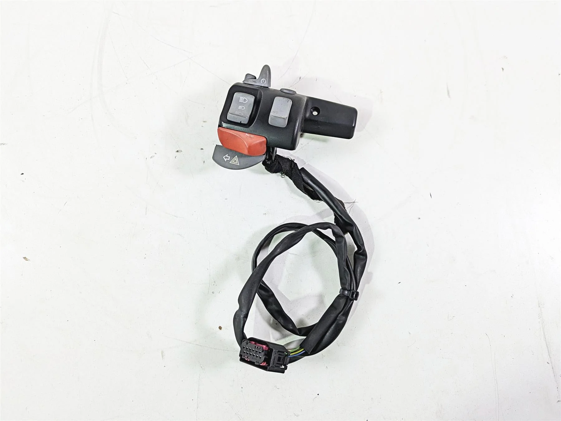 2009 BMW R1200RT K26 Left Hand Cruise Control Switch 61317708335 - Image 5