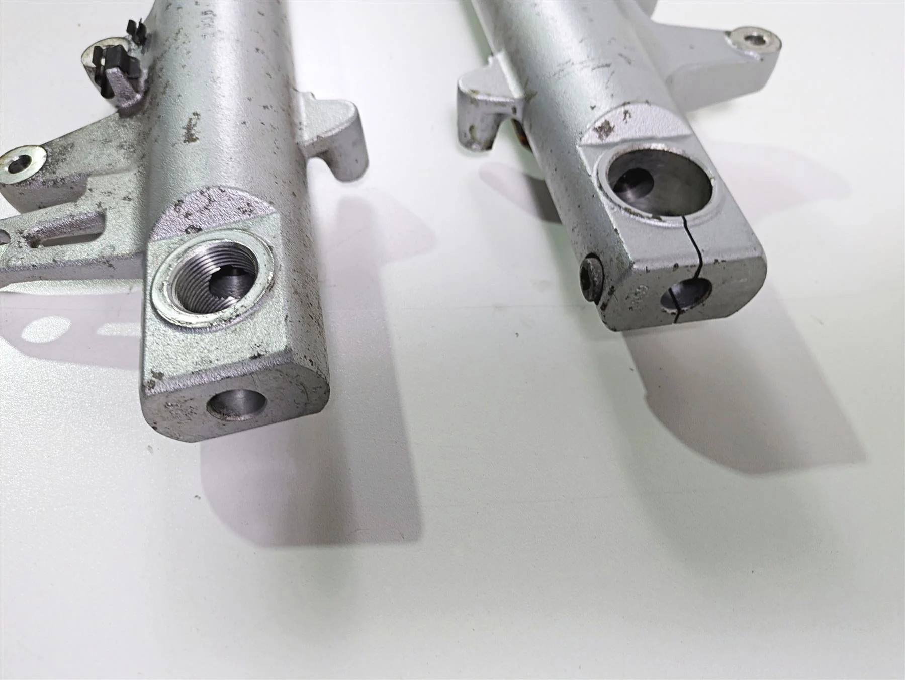 2009 BMW R1200RT K26 Straight Showa Front Fork Leg Set 31427698911 31427684312 - Image 7