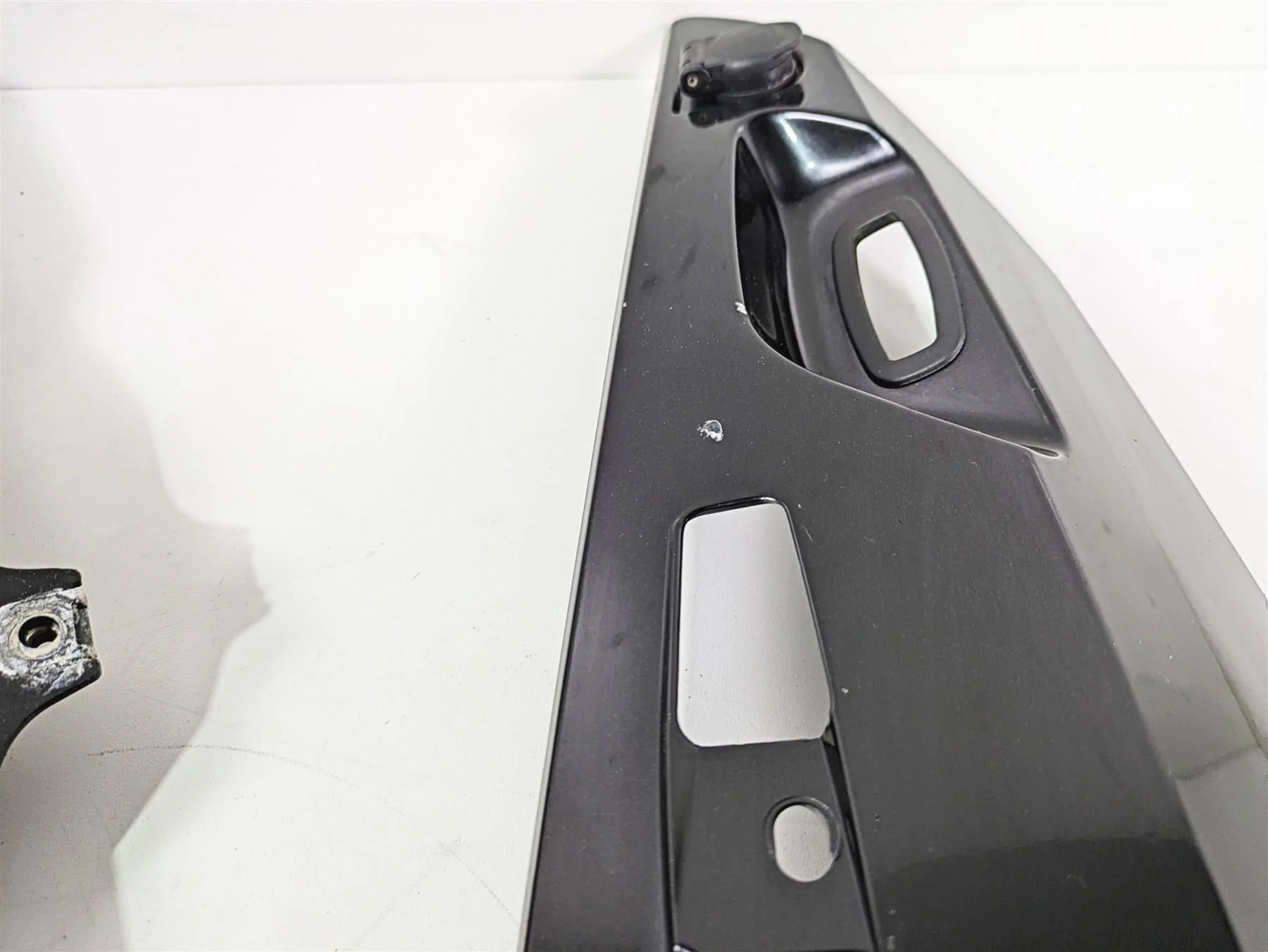 2009 BMW R1200RT K26 Tail Fairing Cover Cowl Set 46637681571 46637681572 - Image 10