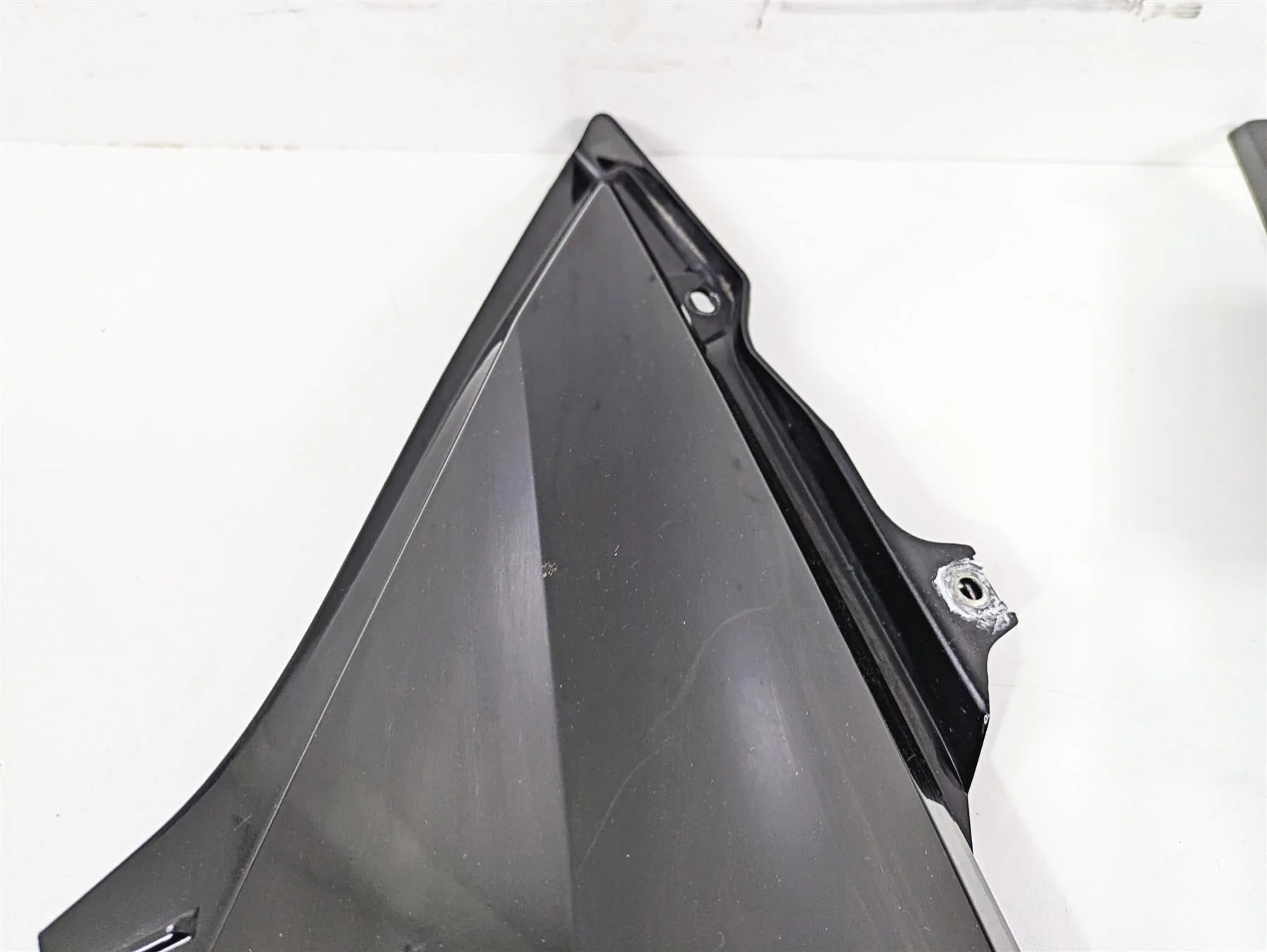 2009 BMW R1200RT K26 Tail Fairing Cover Cowl Set 46637681571 46637681572 - Image 11