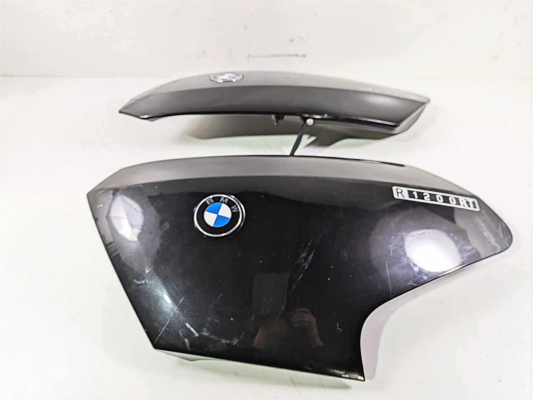 2009 BMW R1200RT K26 Upper Side Panel Cover Fairing Set 46637682943 46637682944 - Image 3