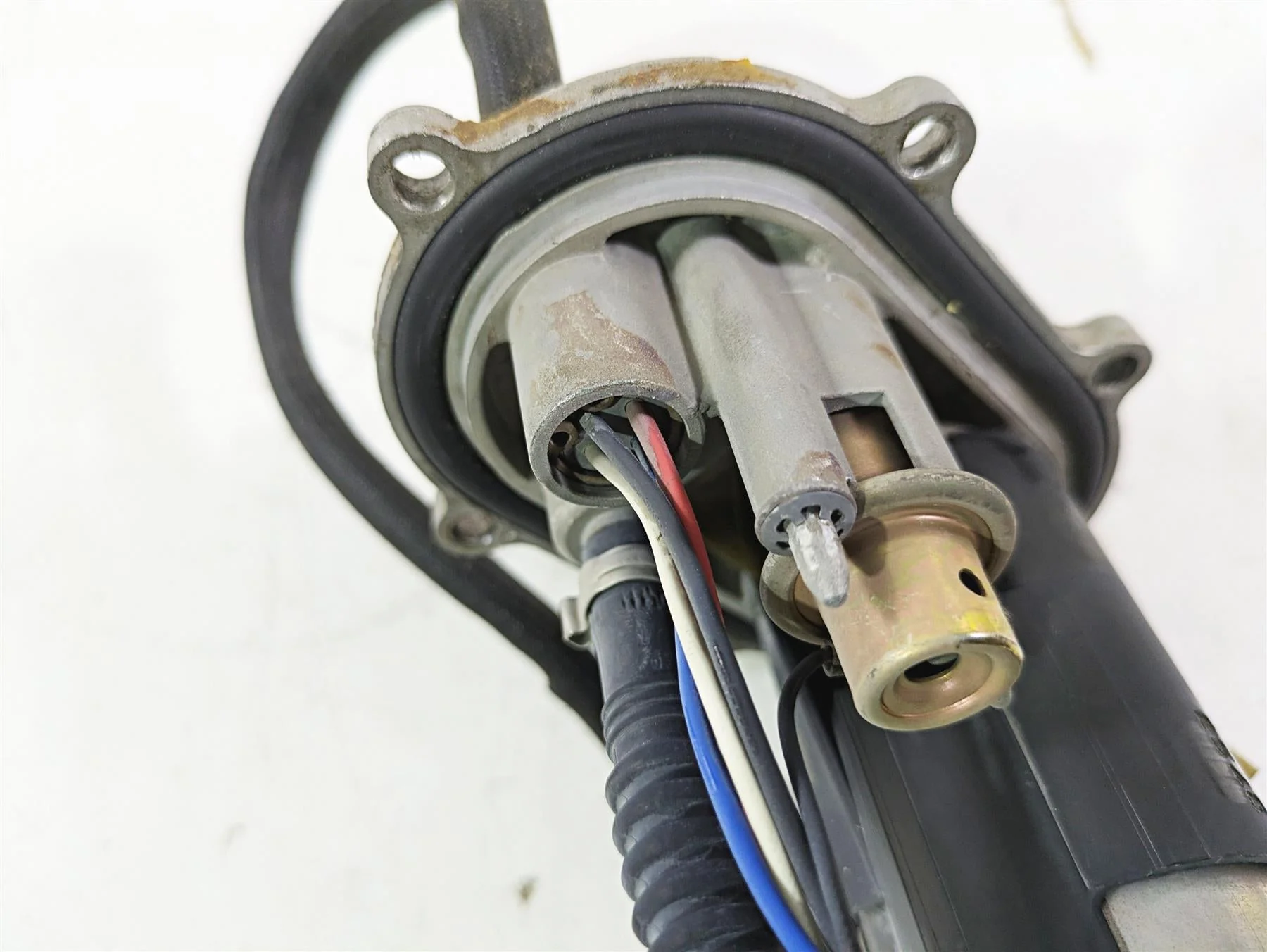 2009 Ducati Monster 1100 S Fuel Gas Petrol Pump -Tested - Video 16023791A - Image 11