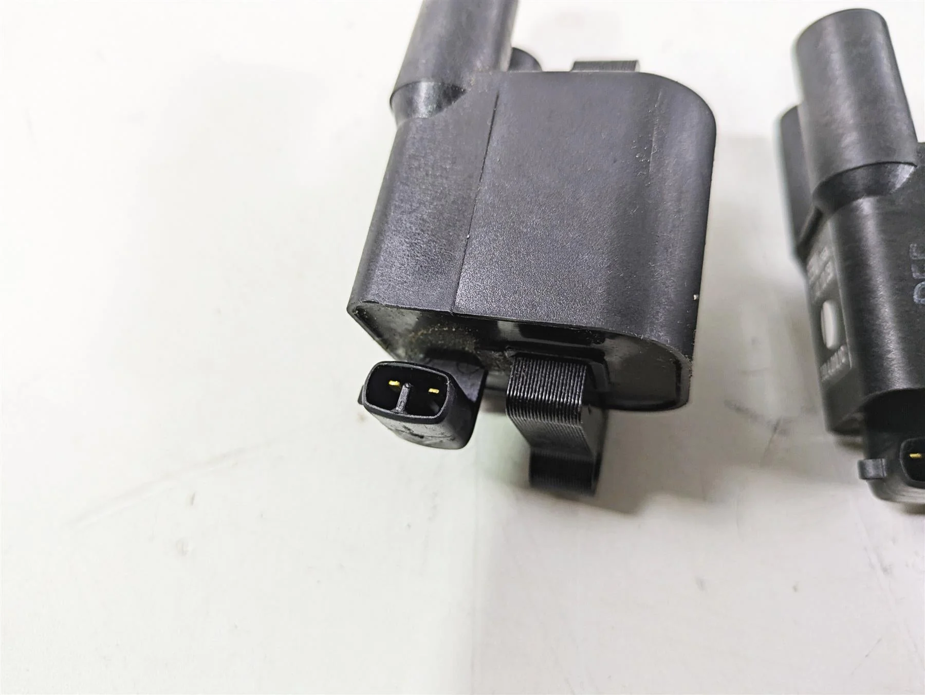 2009 Ducati Monster 1100 S Ignition Coil Wire Plug Set Beru 38040101C - Image 11