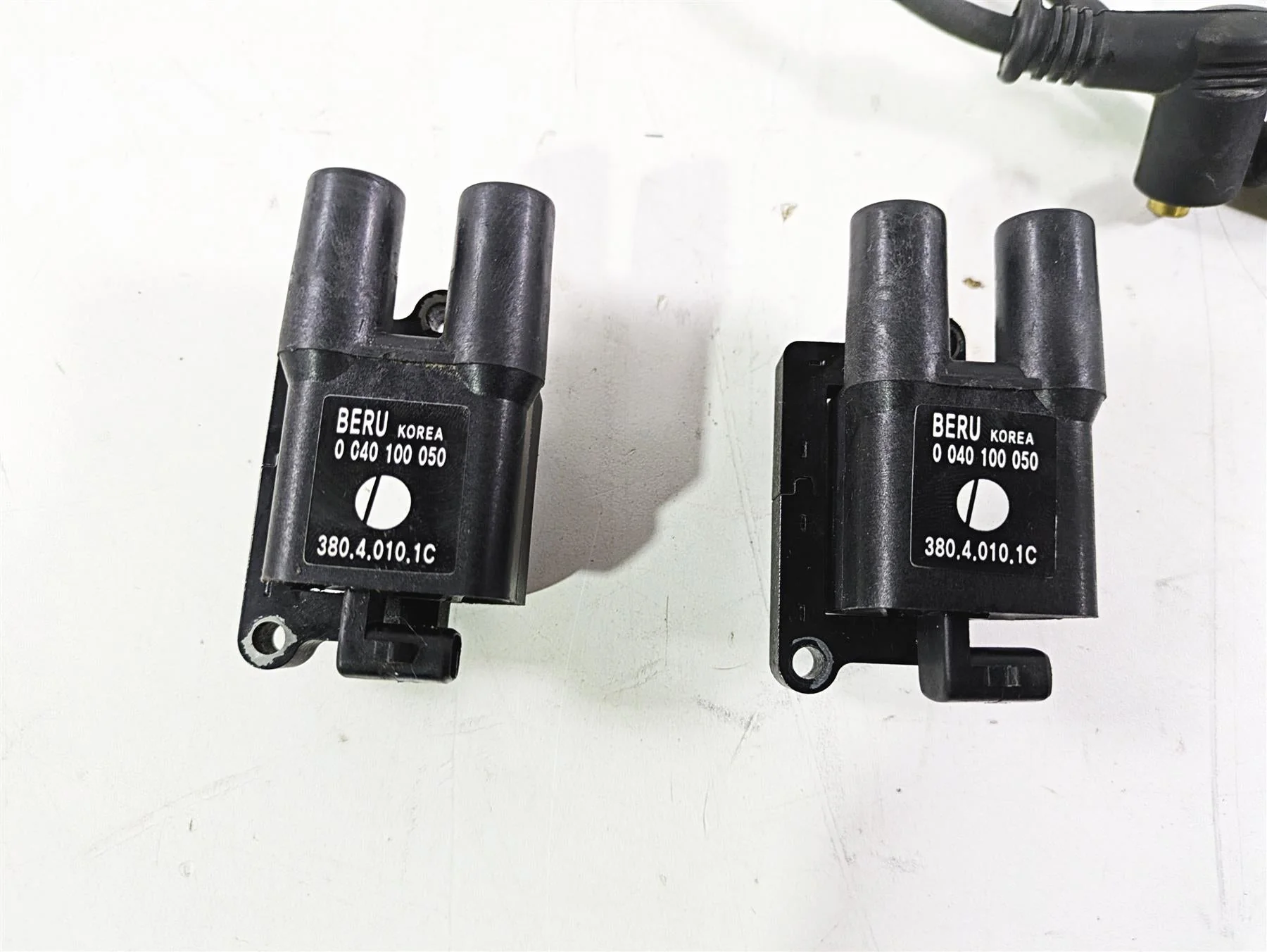 2009 Ducati Monster 1100 S Ignition Coil Wire Plug Set Beru 38040101C - Image 2