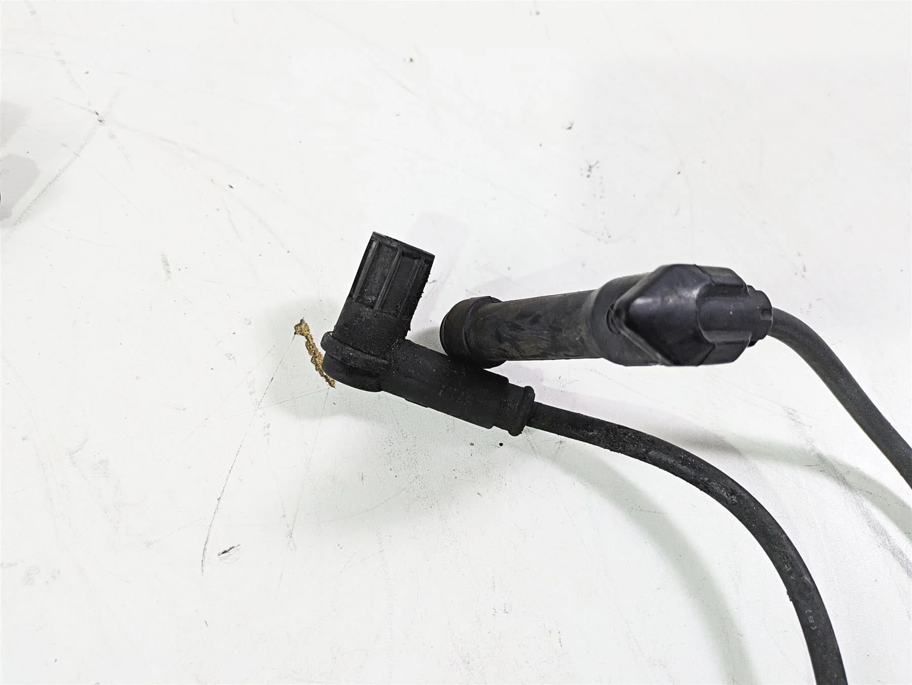 2009 Ducati Monster 1100 S Ignition Coil Wire Plug Set Beru 38040101C - Image 4