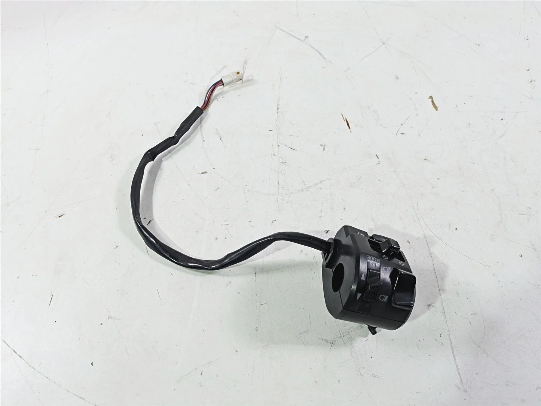 2009 Ducati Monster 1100 S Left Hand Light Horn Control Switch 65110101A - Image 3