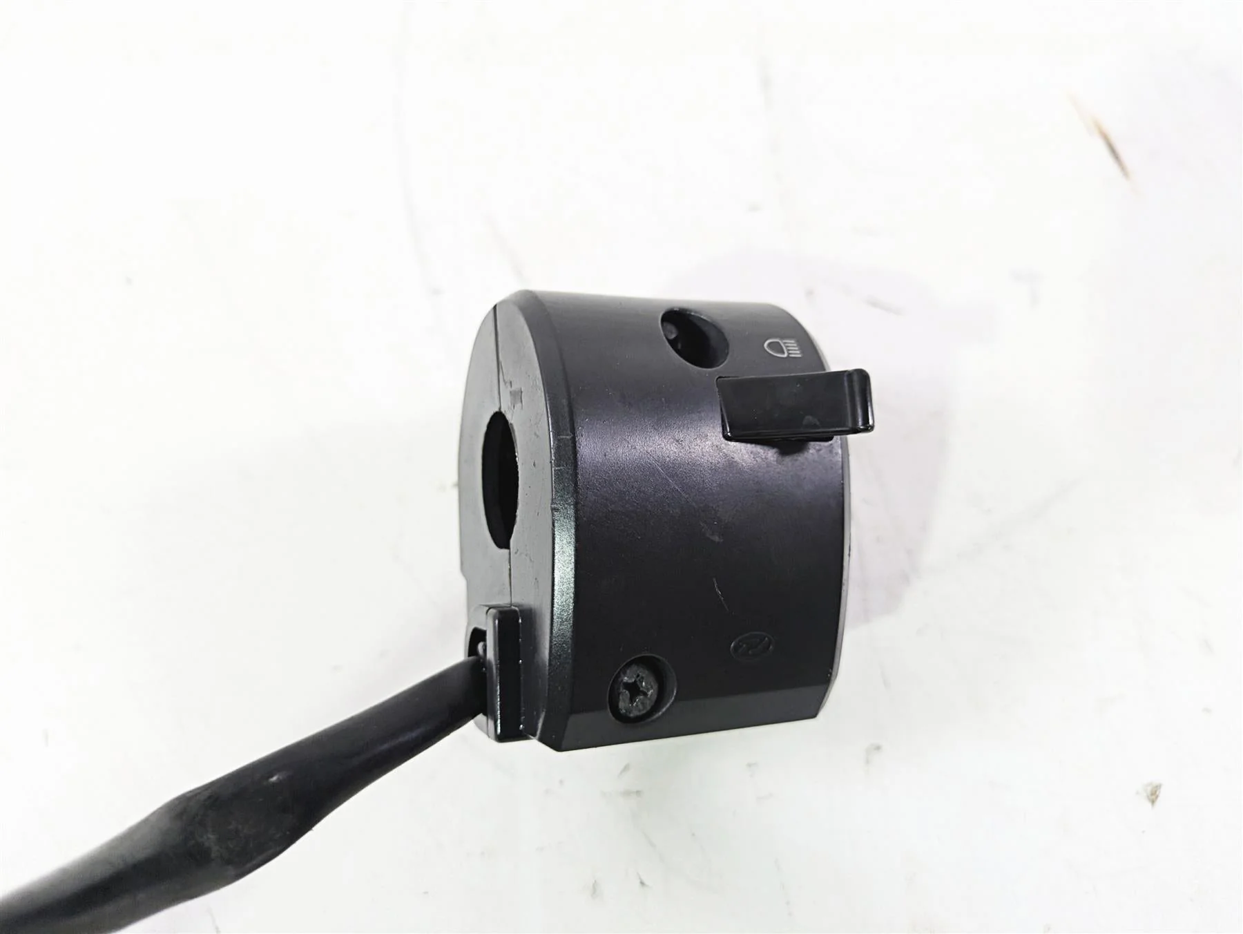 2009 Ducati Monster 1100 S Left Hand Light Horn Control Switch 65110101A - Image 9