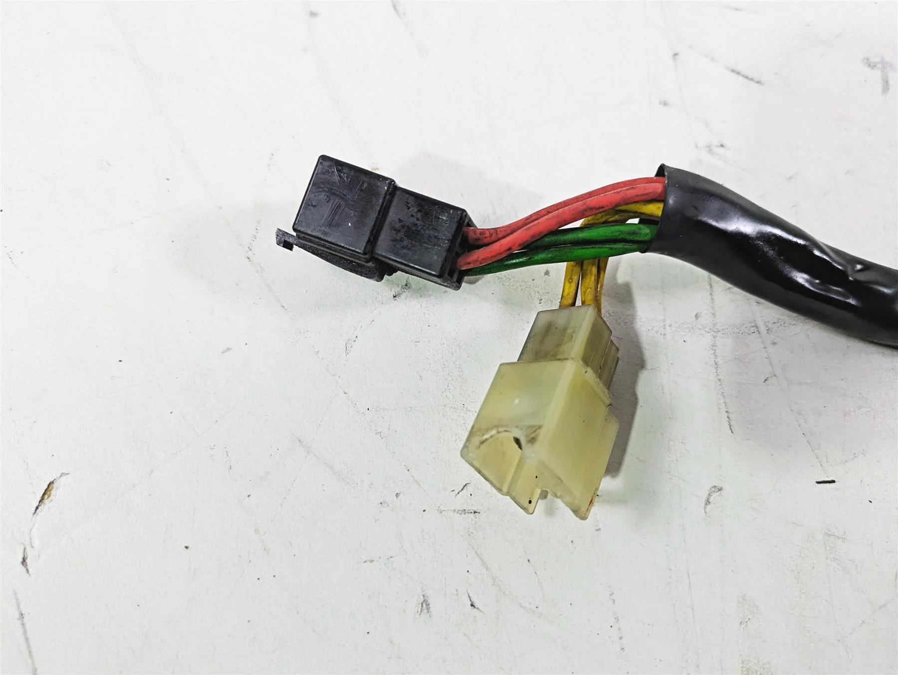 2009 Ducati Monster 1100 S Rectifier Voltage Regulator 54040111C - Image 10