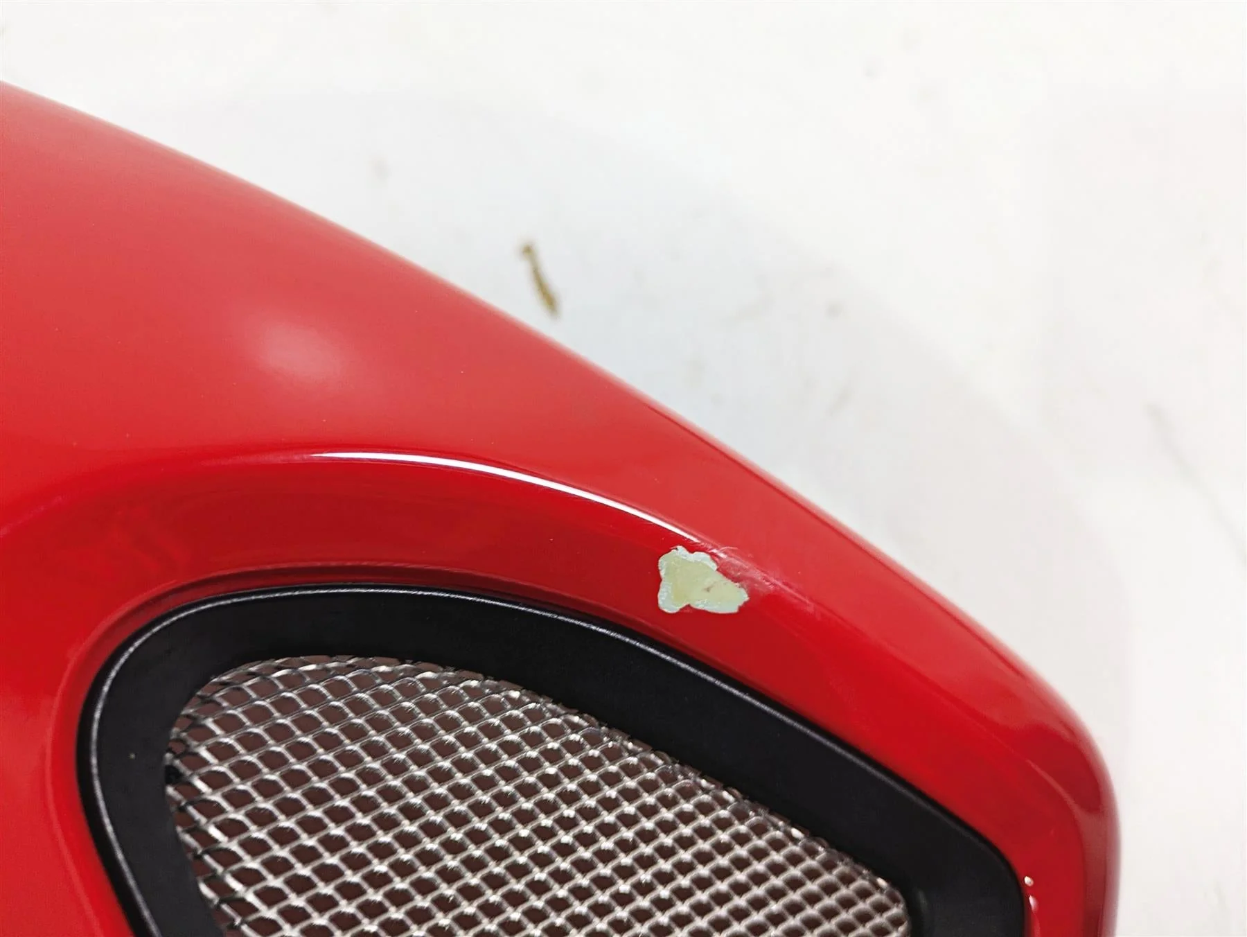 2009 Ducati Monster 1100 S Right Red Fuel Gas Tank Cover Fairing 48012591C - Image 5