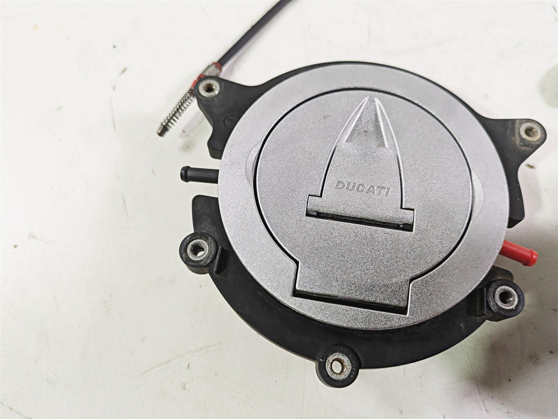 2009 Ducati Monster 1100 S Speedometer Gauge 19K Ignition Switch Key 40610703A - Image 4