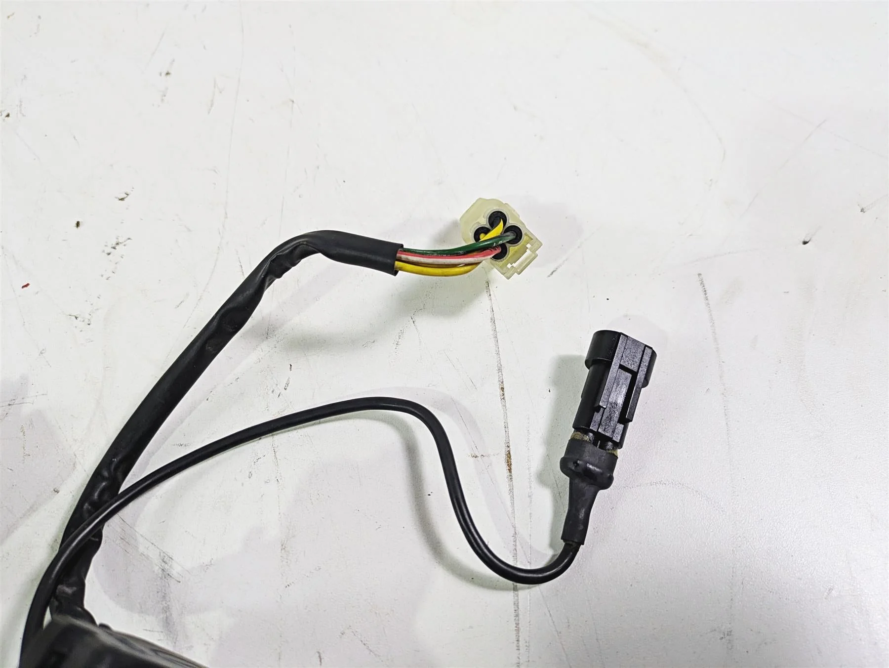 2009 Ducati Monster 1100 S Speedometer Gauge 19K Ignition Switch Key 40610703A - Image 7