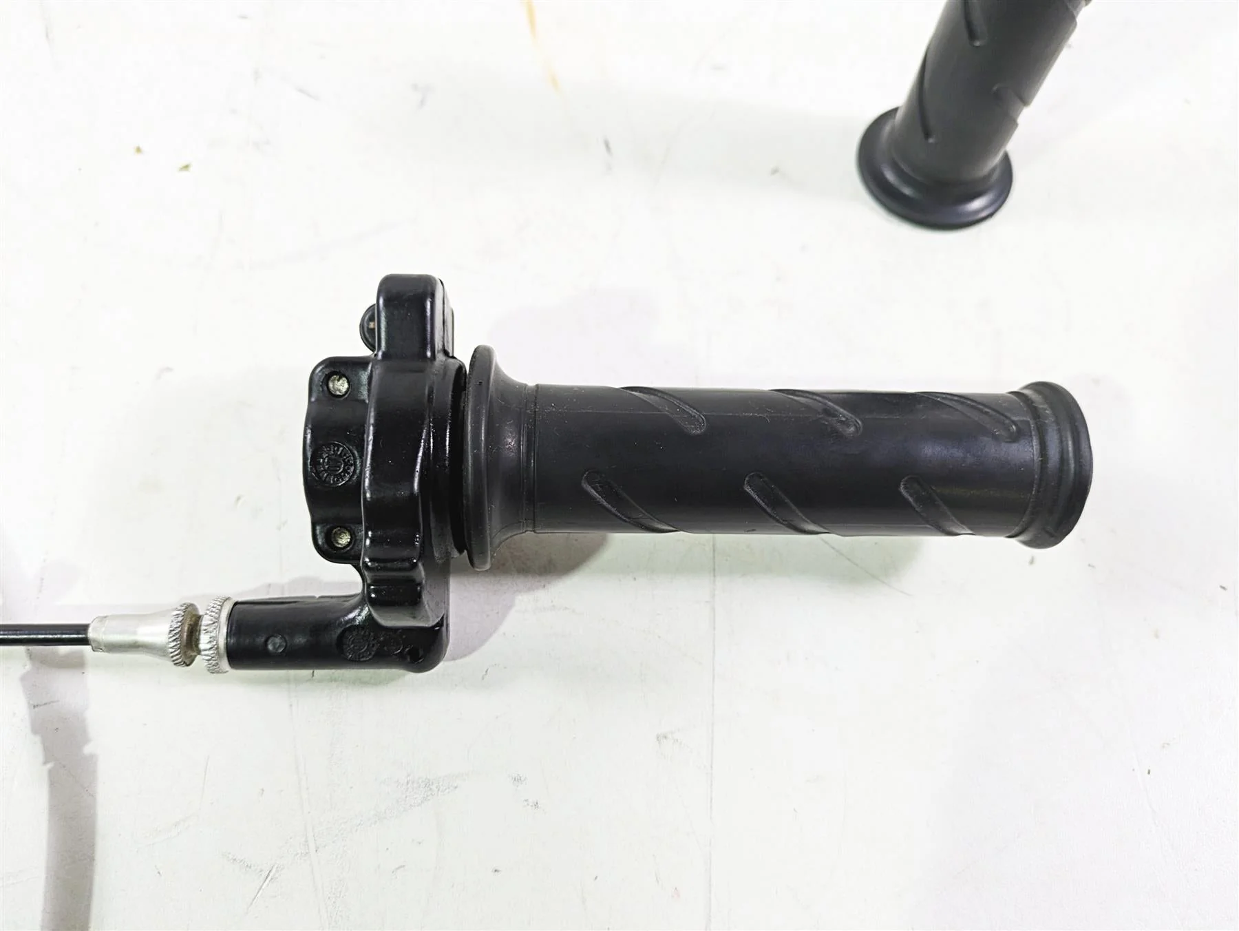 2009 Ducati Monster 1100 S Throttle Grip Handle Cable Set 65420032A - Image 8