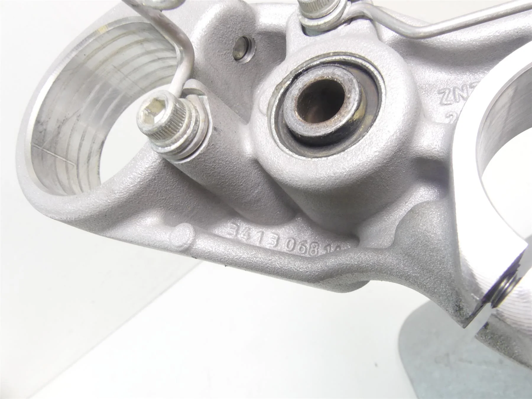 2009 Ducati Monster 1100 S Upper Triple Tree Ohlins Clamp 50mm 34120681A - Image 4