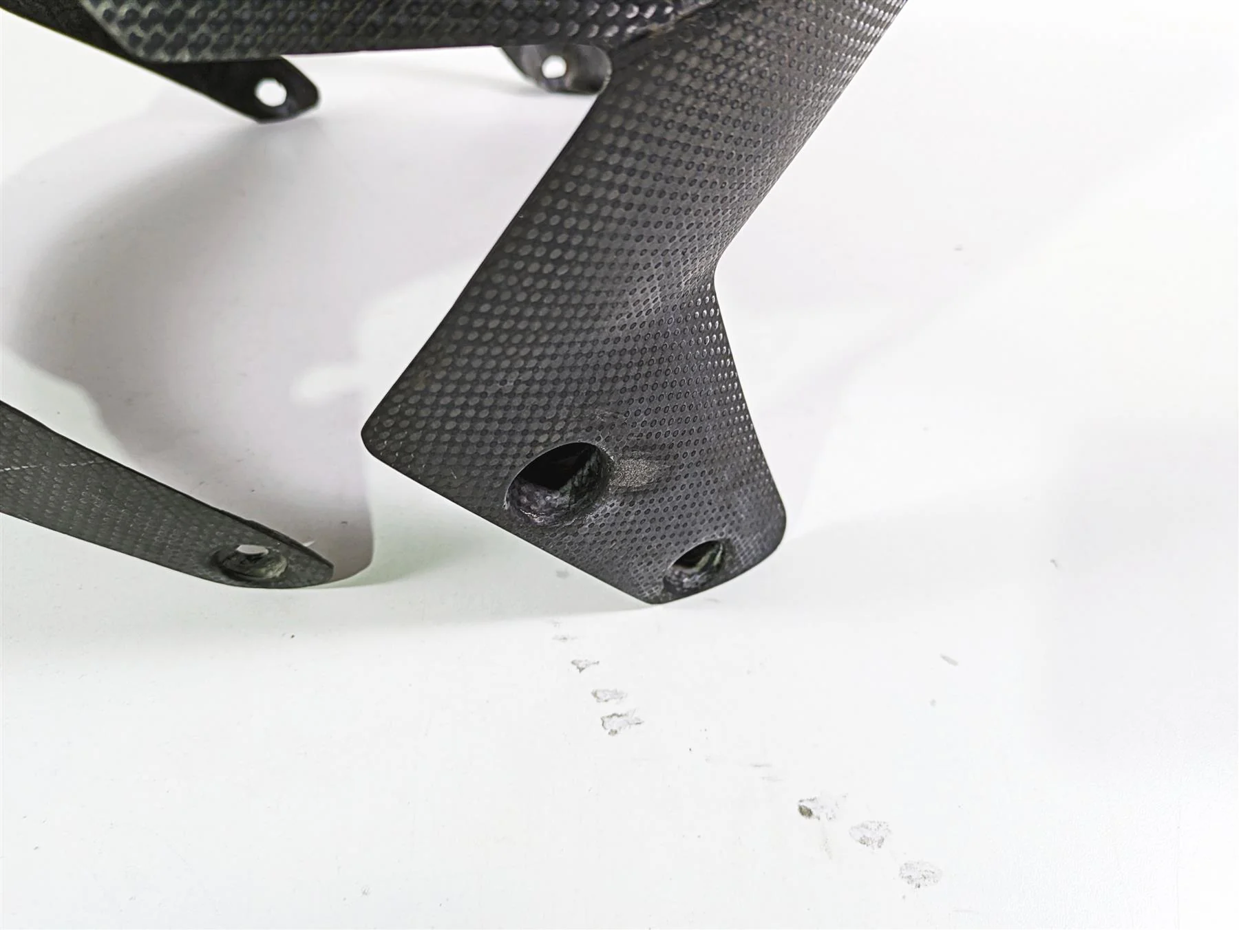 2009 Ducati Multistrada 1100 S Carbon Fiber SFC Front Fender 48031711A - Image 9