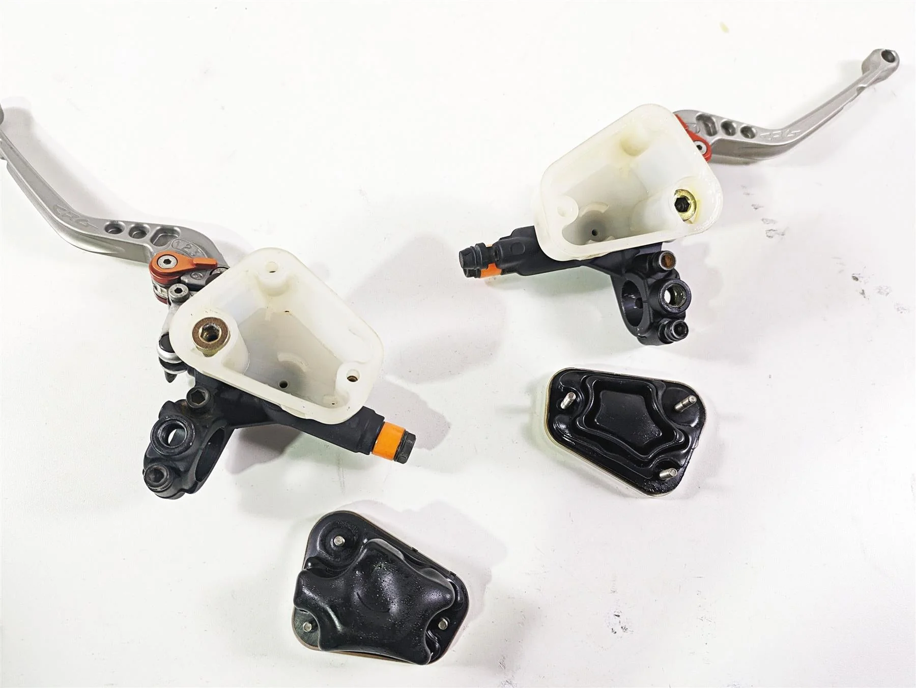 2009 Ducati Multistrada 1100 S Clutch Brake Master Cylinder Crg Set 63040231A - Image 12