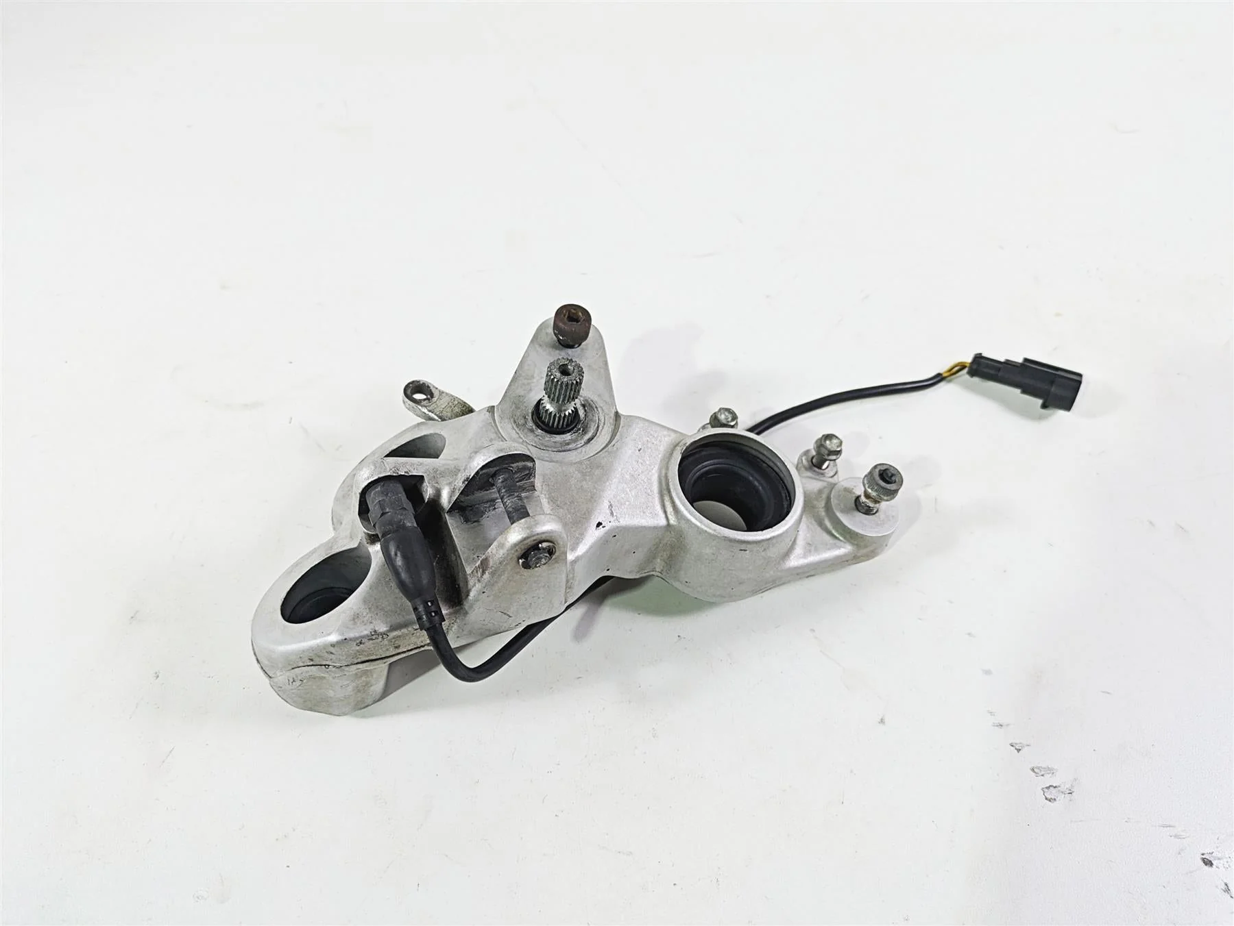2009 Ducati Multistrada 1100 S Front Right Footpeg Brake Mount Bracket 82420711A - Image 12