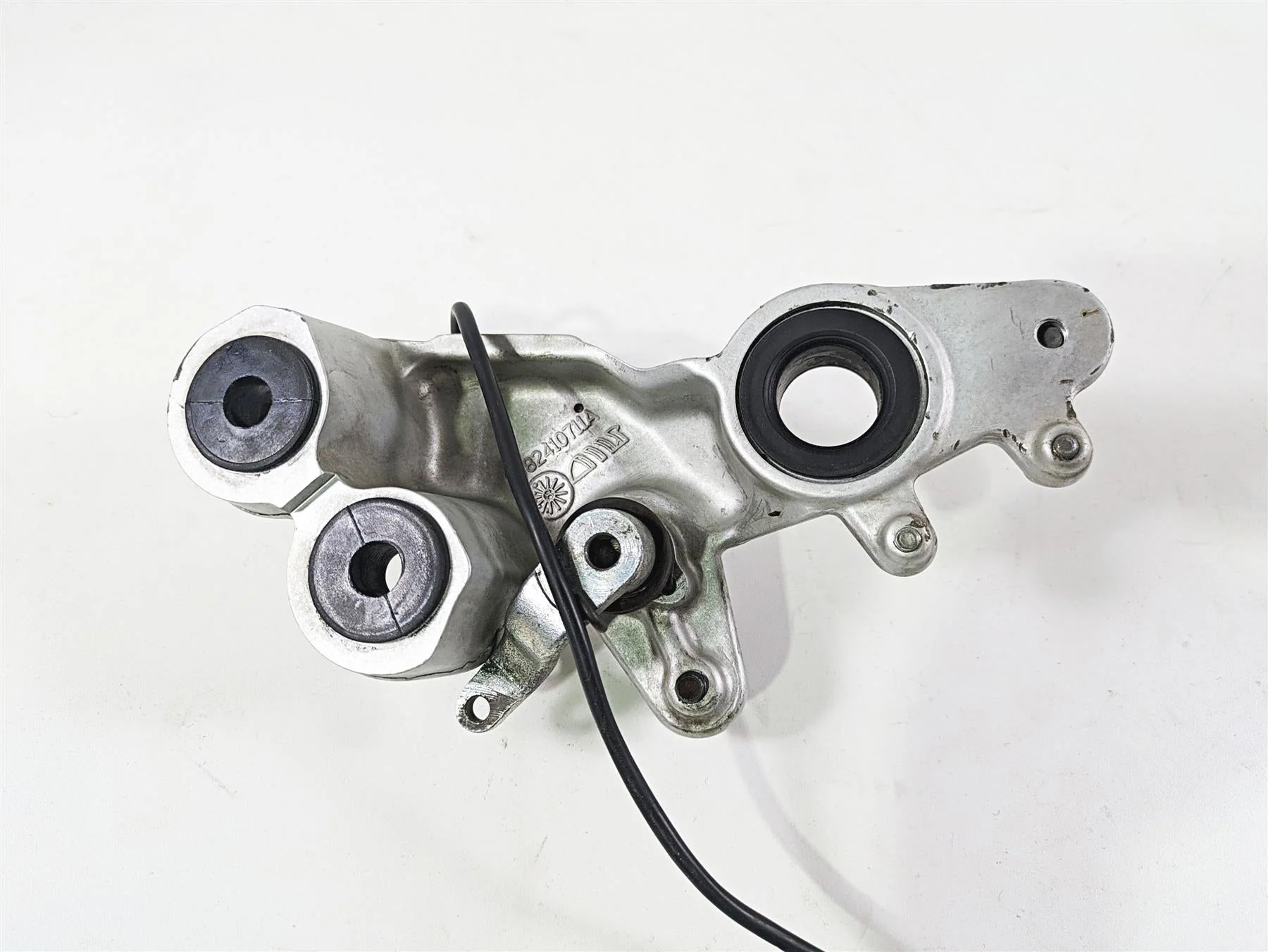 2009 Ducati Multistrada 1100 S Front Right Footpeg Brake Mount Bracket 82420711A - Image 3