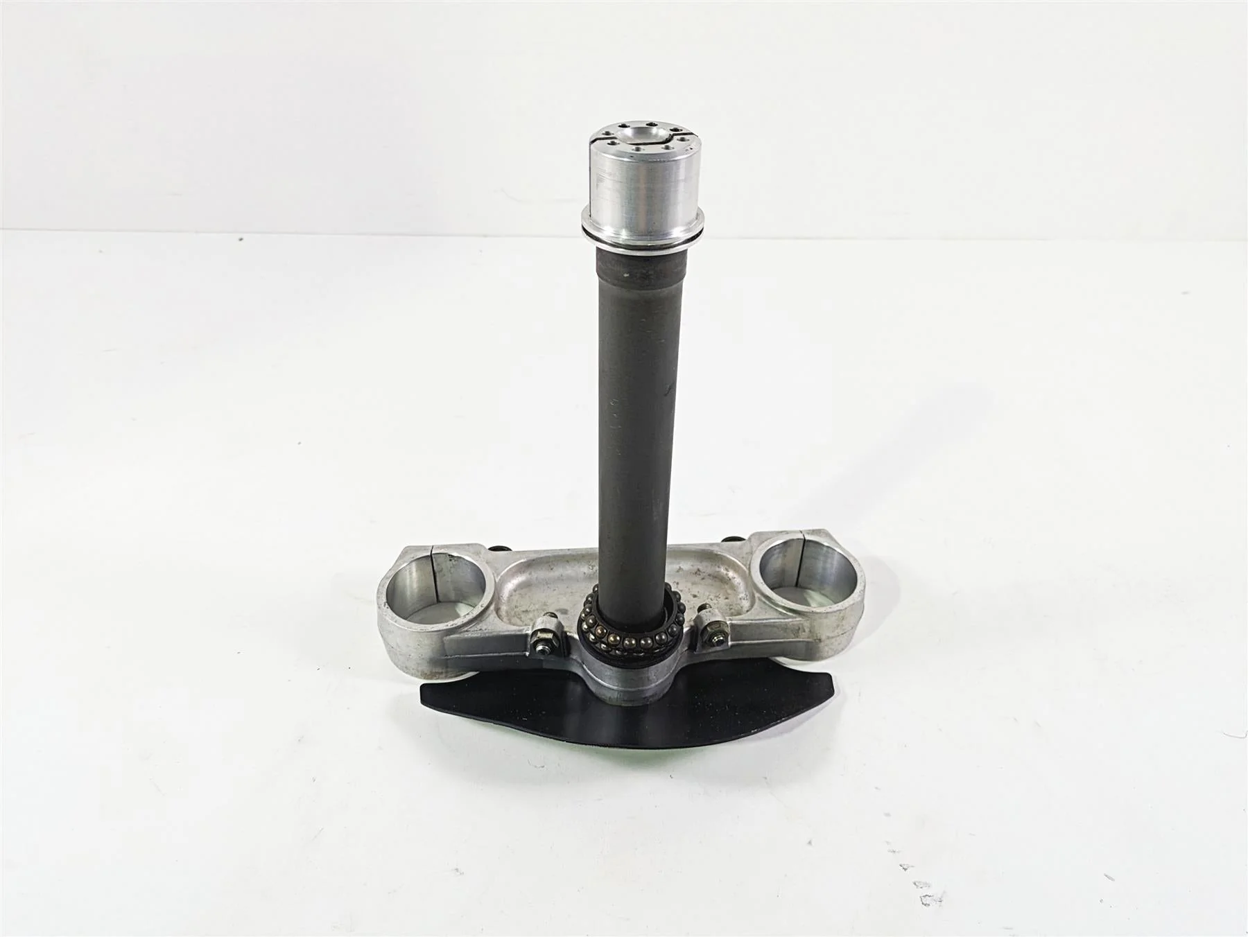 2009 Ducati Multistrada 1100 S Lower Triple Tree Steering Clamp 34220311A - Image 3