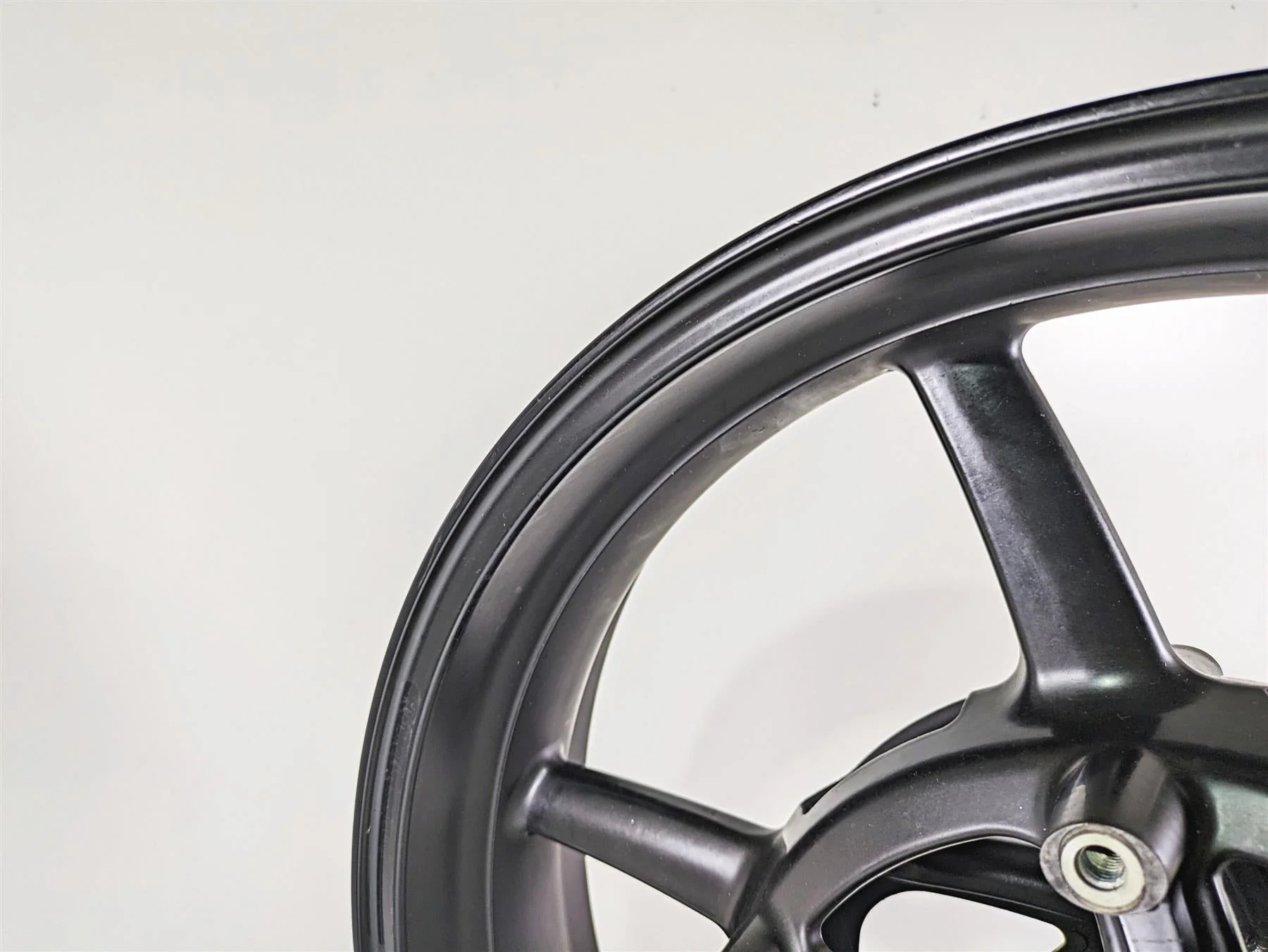 2009 Ducati Multistrada 1100 S Marchesini 17x 3.5 Front Wheel Rim 50121071AB - Image 8