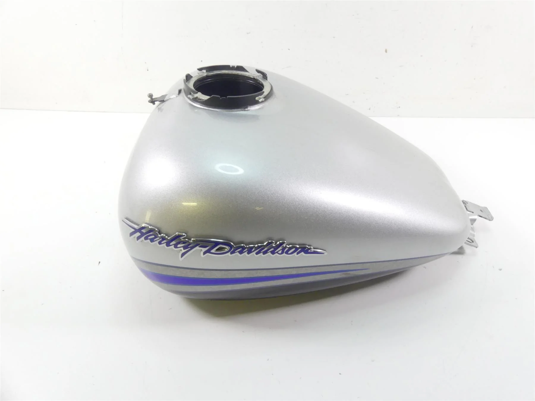 2009 Harley FLHTCU SE4 CVO E-Glide Nice Fuel Gas Tank Stardust Silver 61356-08
