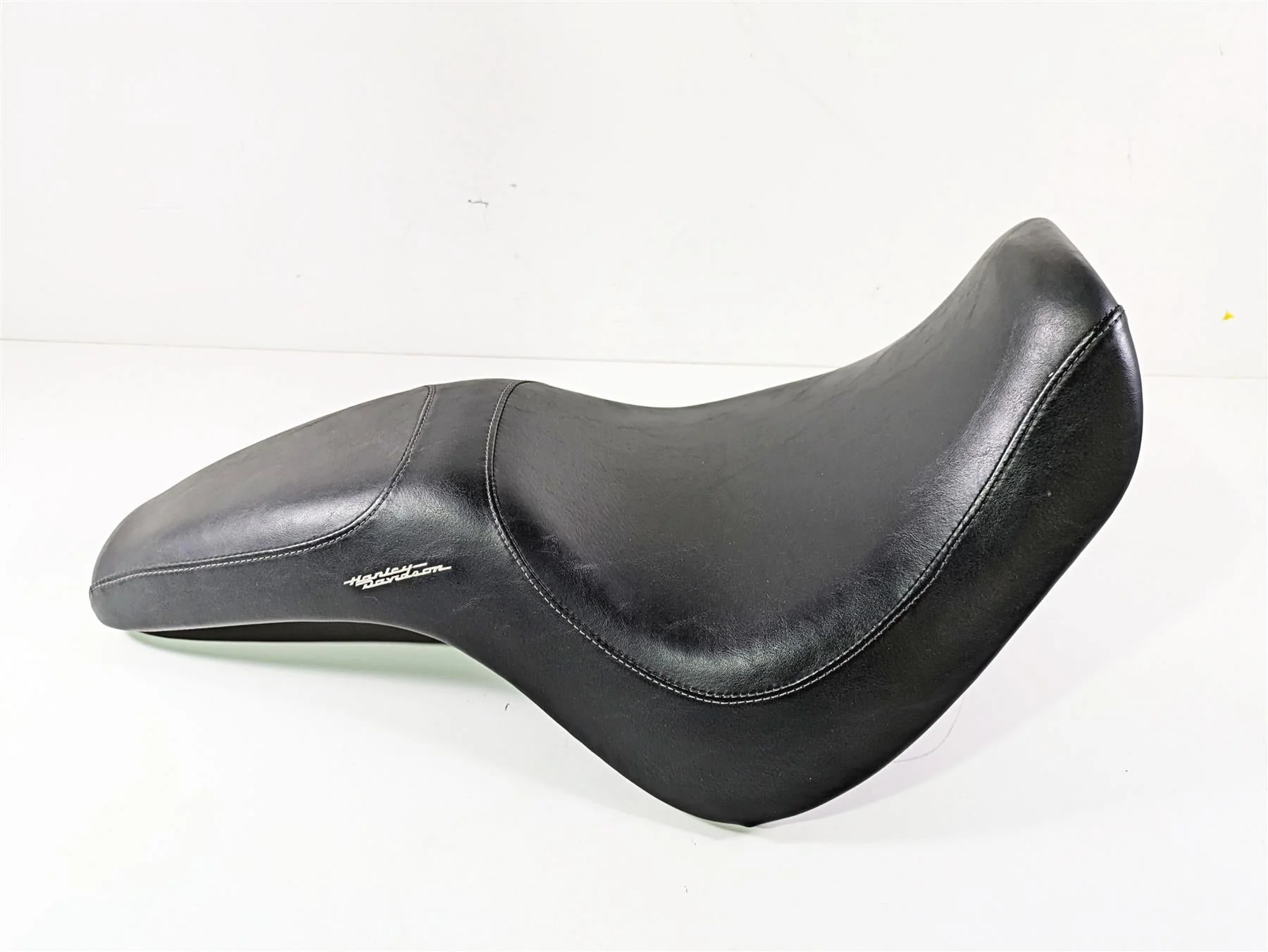 00-06 Harley Softail Heritage & Fat Boy Badlander Seat NOT For FLSTS & FLSTD