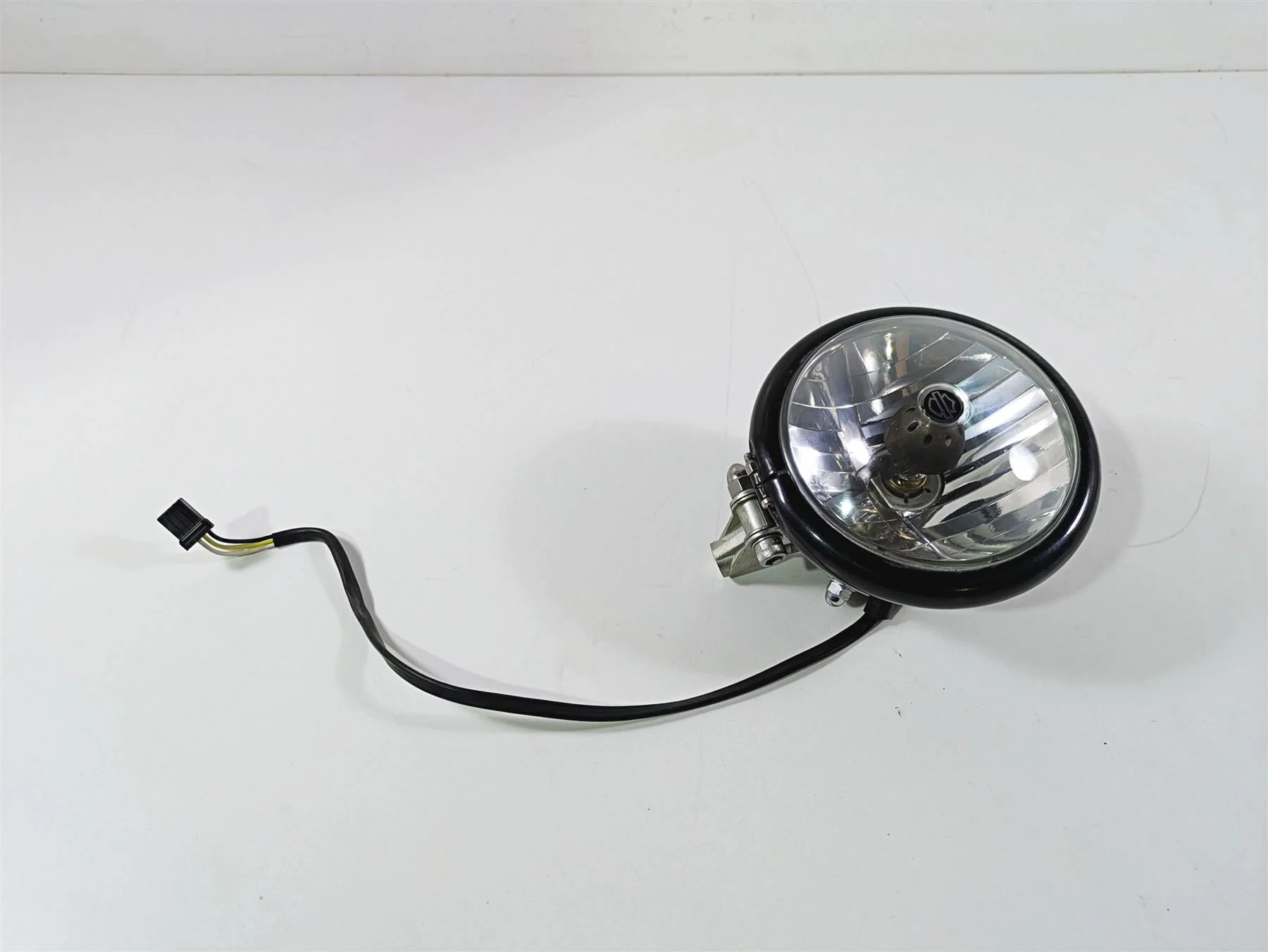 2009 Harley FLSTSB Cross Bones Headlight Head Light Lamp 5-3/4 69923-08