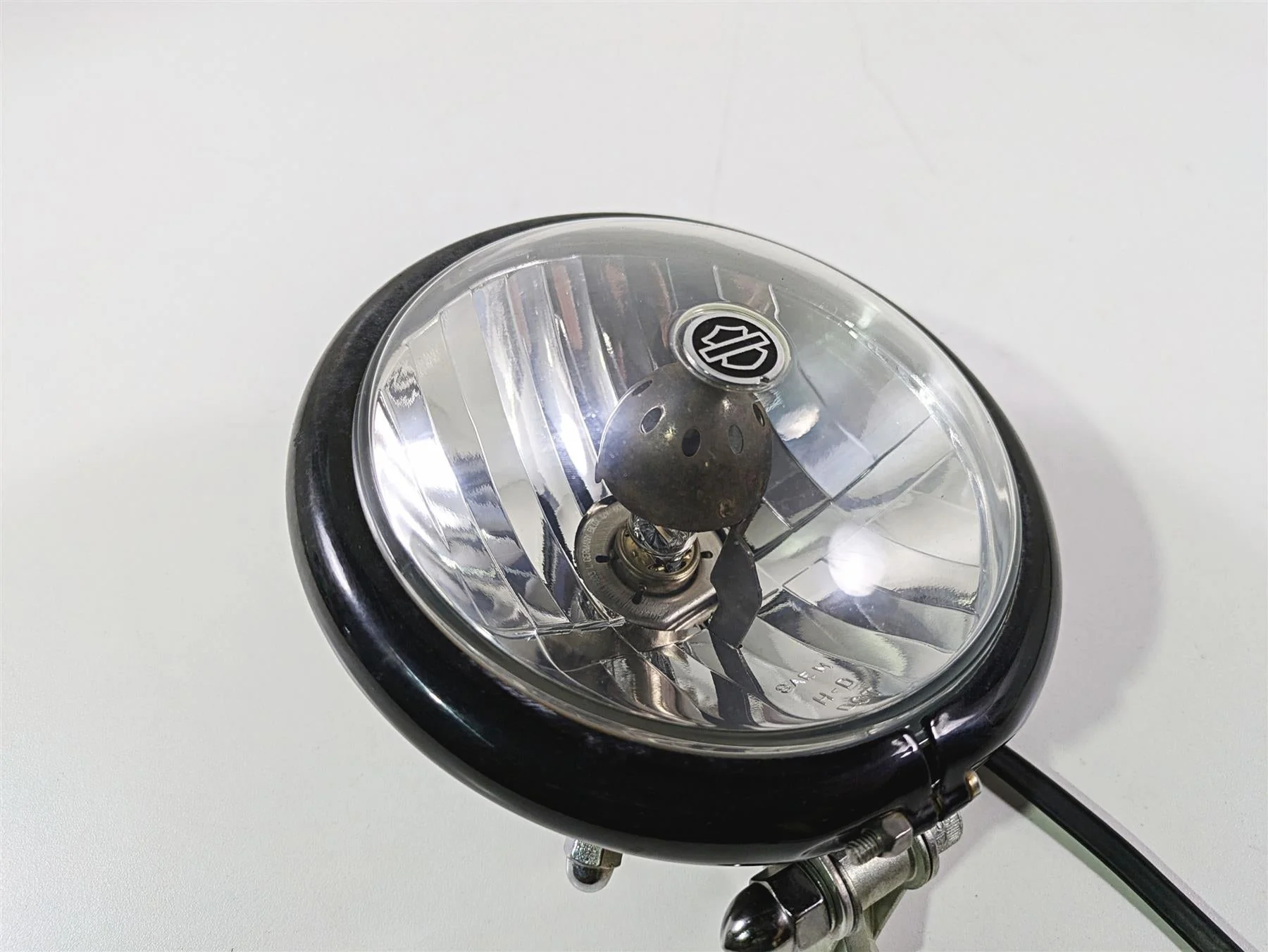 2009 Harley FLSTSB Cross Bones Headlight Head Light Lamp 5-3/4 69923-08 - Image 10