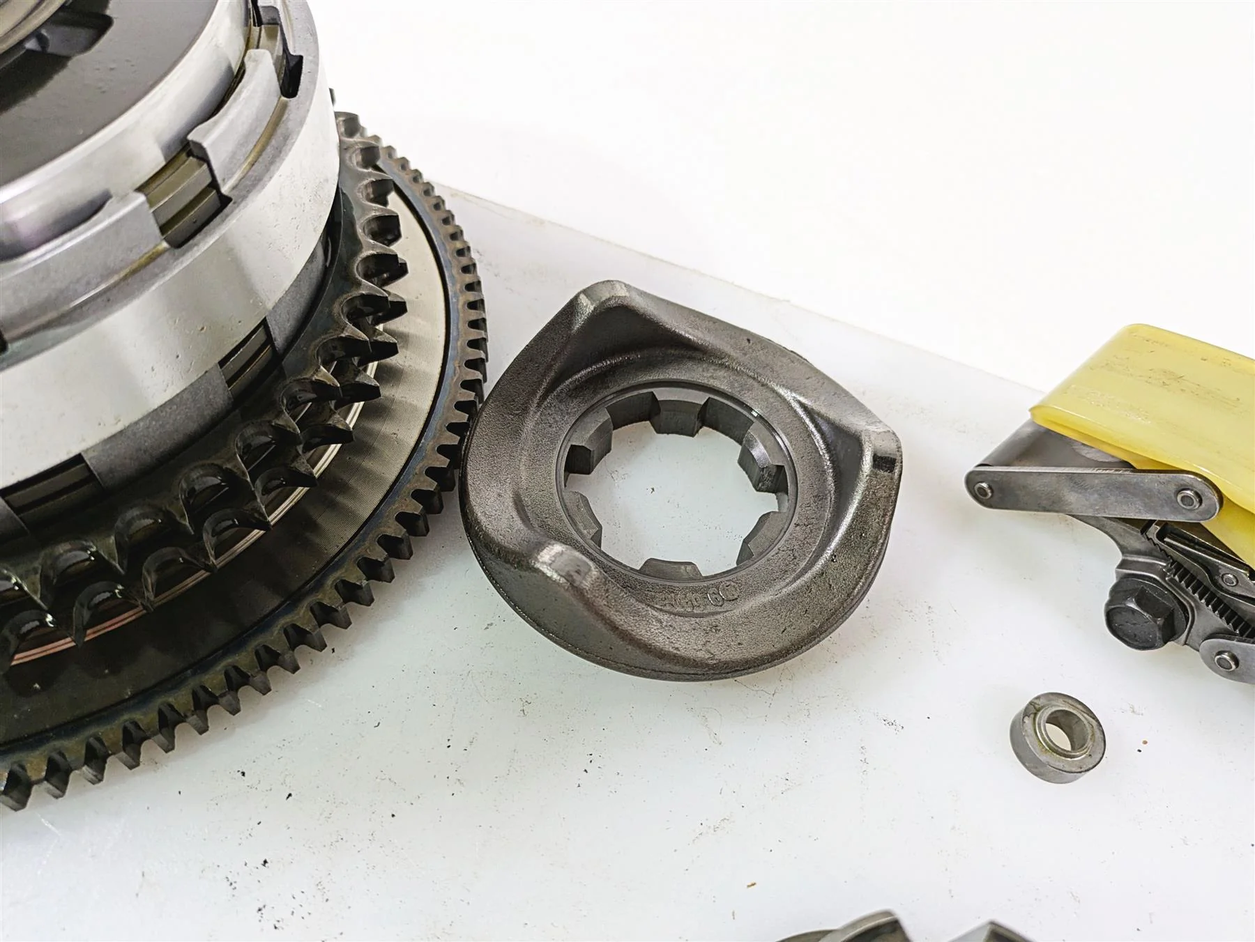 2009 Harley FLSTSB Cross Bones Primary Drive Clutch Kit 37813-06A - Image 6