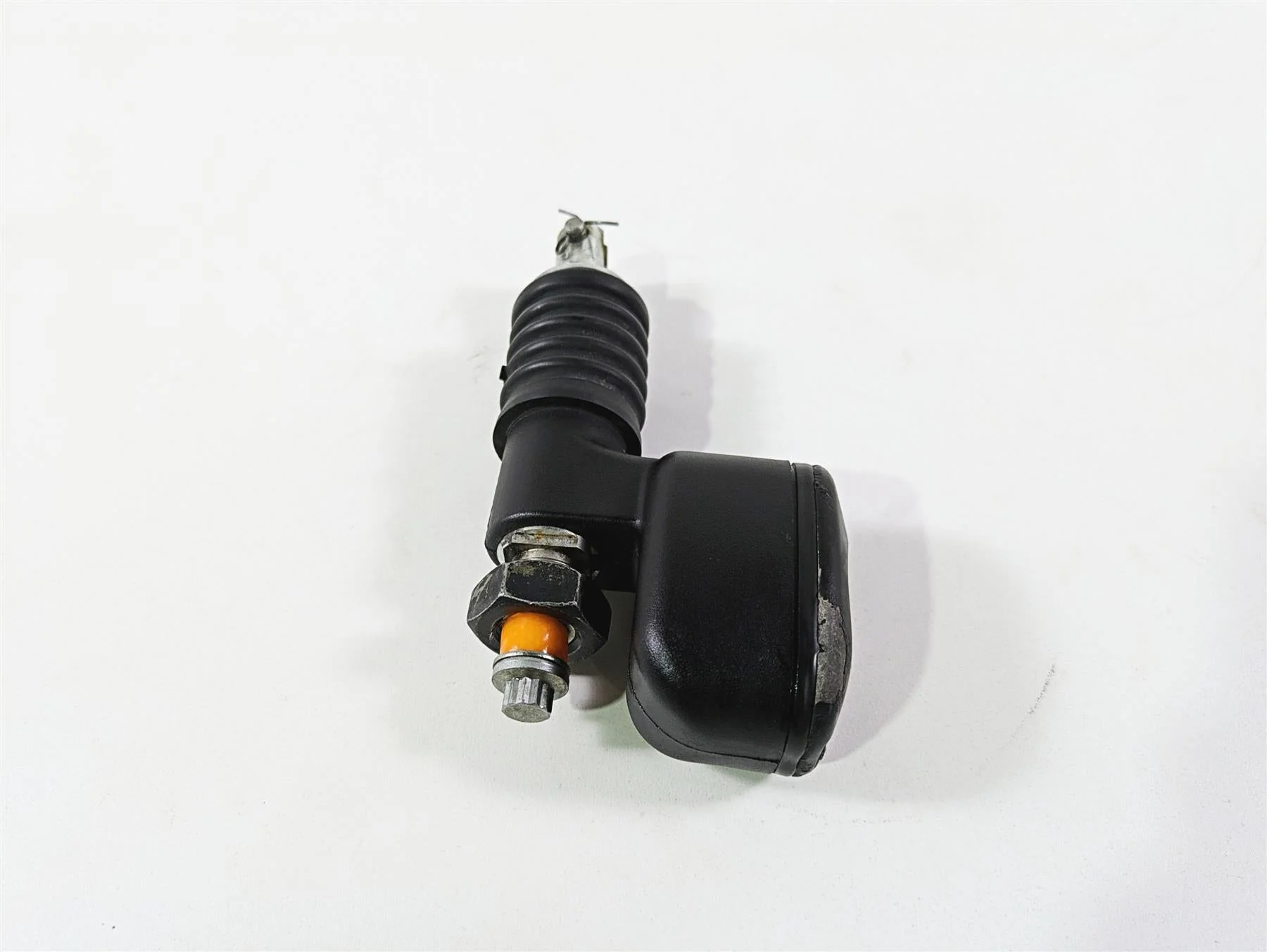 2009 Harley FLSTSB Cross Bones Rear Brake Master Cylinder 41767-05E - Image 7