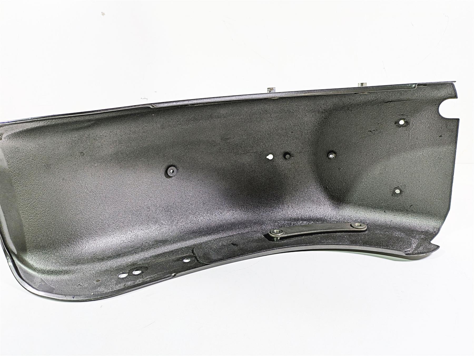 2009 Harley FLSTSB Cross Bones Rear Fender Custom Silver Paint - Read 59914-06 - Image 10