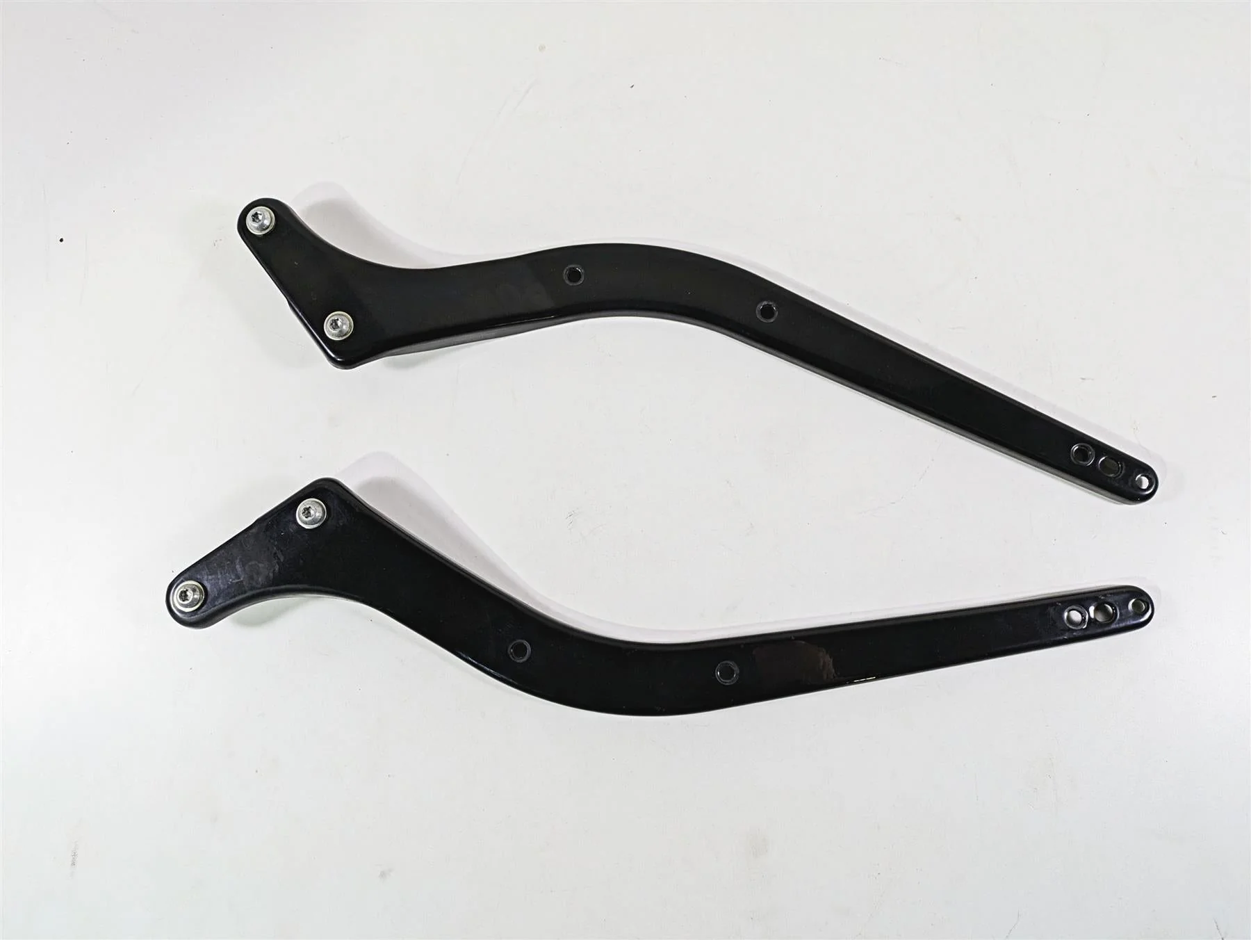 2009 Harley FLSTSB Cross Bones Rear Fender Outer Cover Braces 59821-08 59824-08 - Image 6